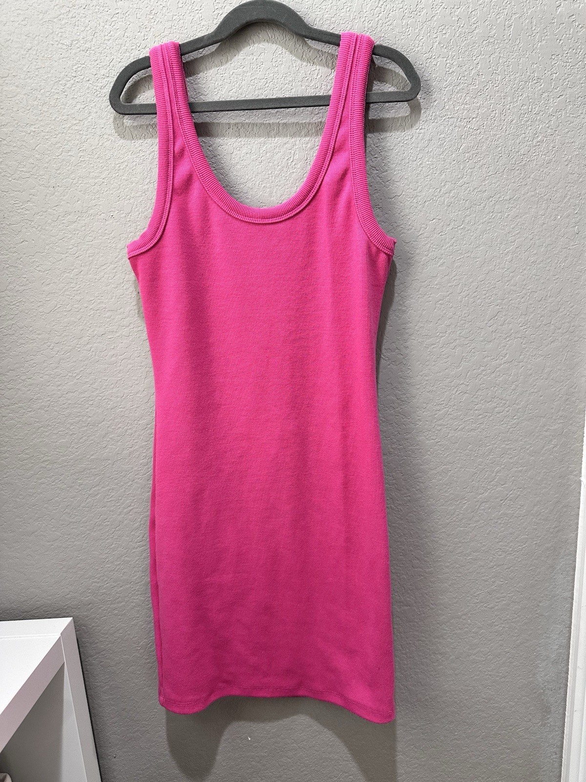 Signature8 Womens Hot Pink Ribbed Bodycon Tank Mini Dress Size M Raw Edge Trim