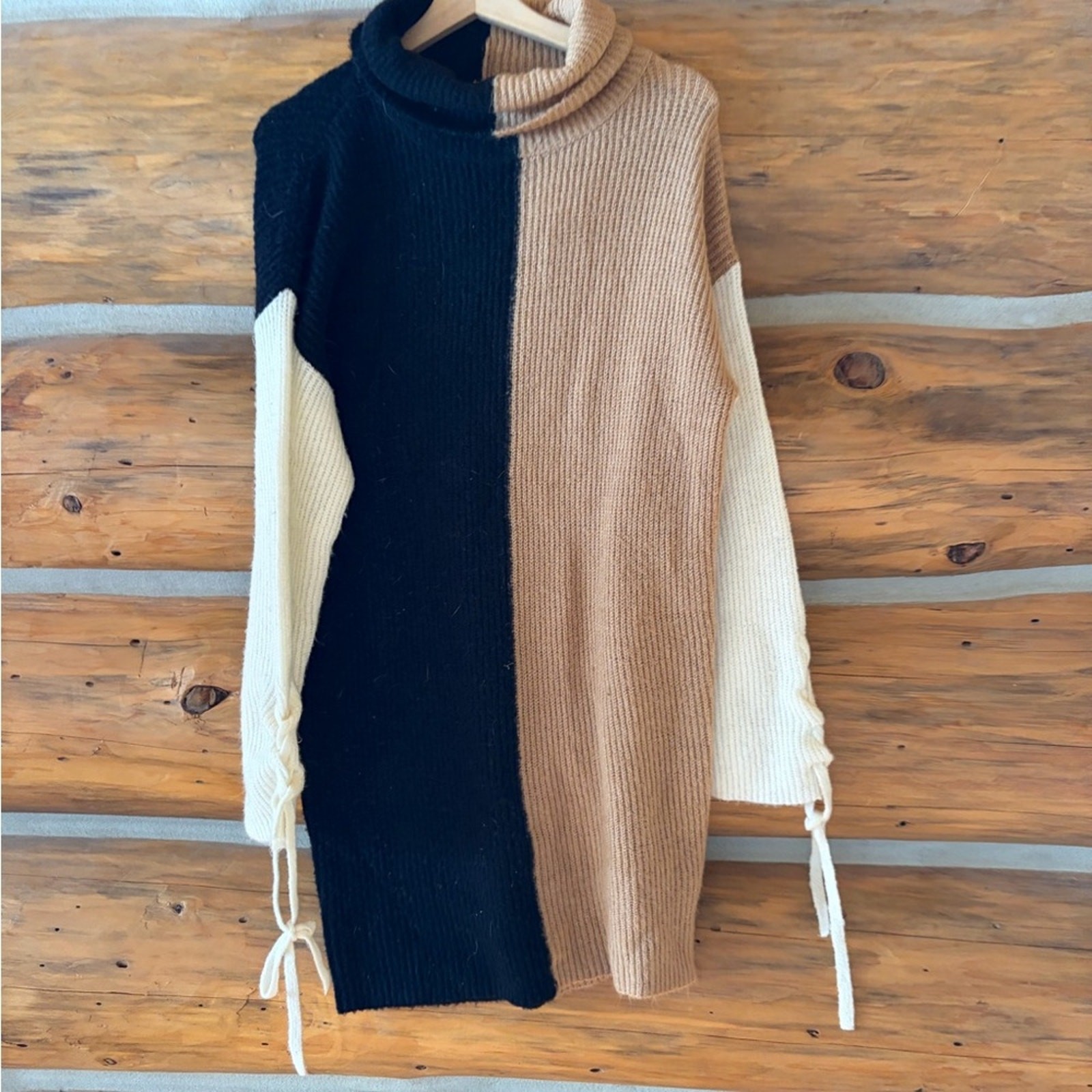 Blu Pepper Colorblock Turtleneck Mini Sweater Dress size Small