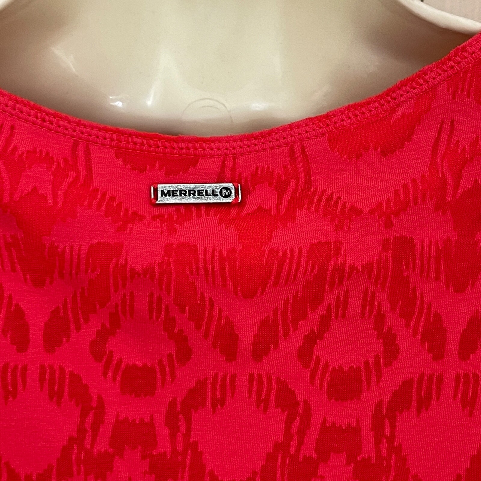 Merrell Opti Wick Size Medium Woman’s Coral Pink Casual Everyday Dress