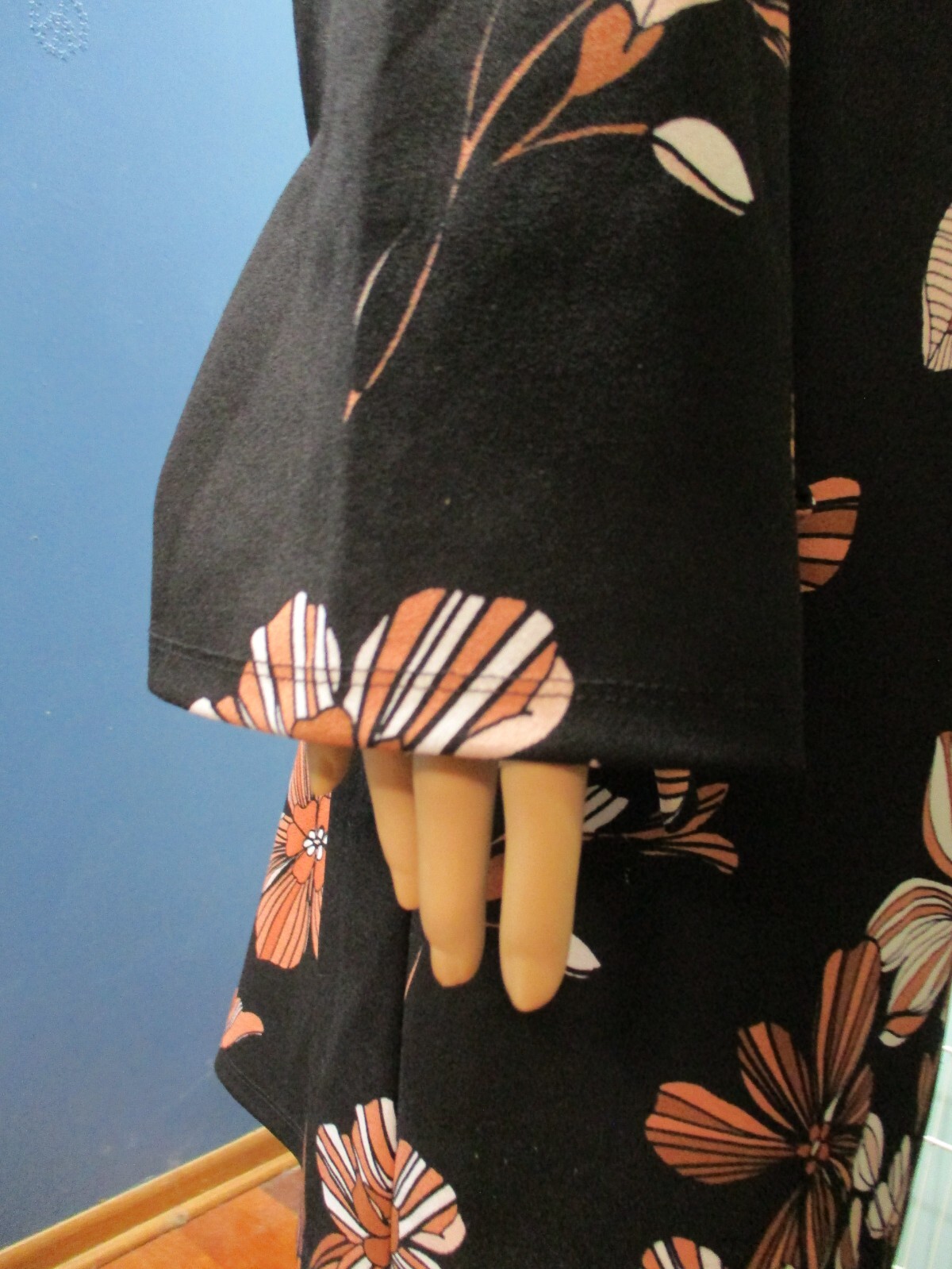 size 14 black and rust floral zip up knit sheath retro mod dress by NINE WEST