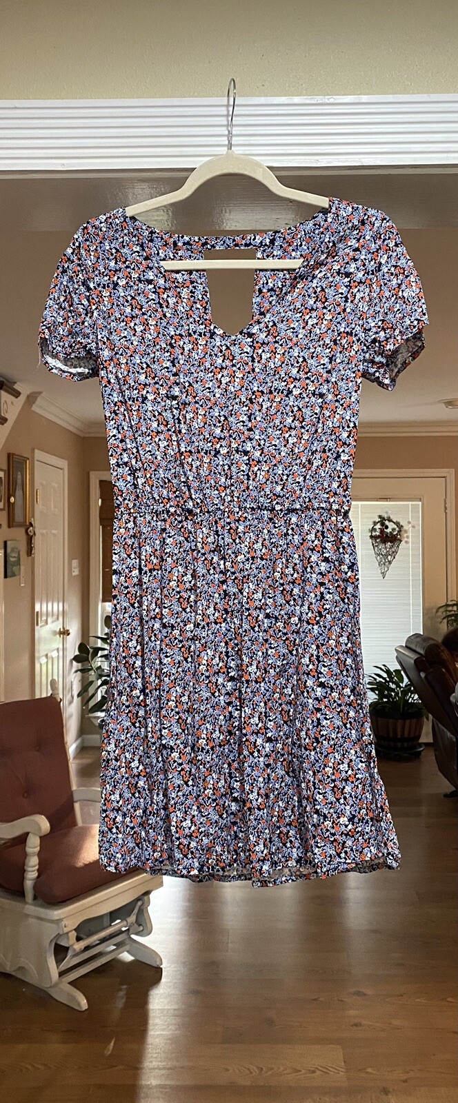 Gap Small Short Sleeve Mini Floral Dress ~ Elastic Waist -V-Neck -Cut Out Back