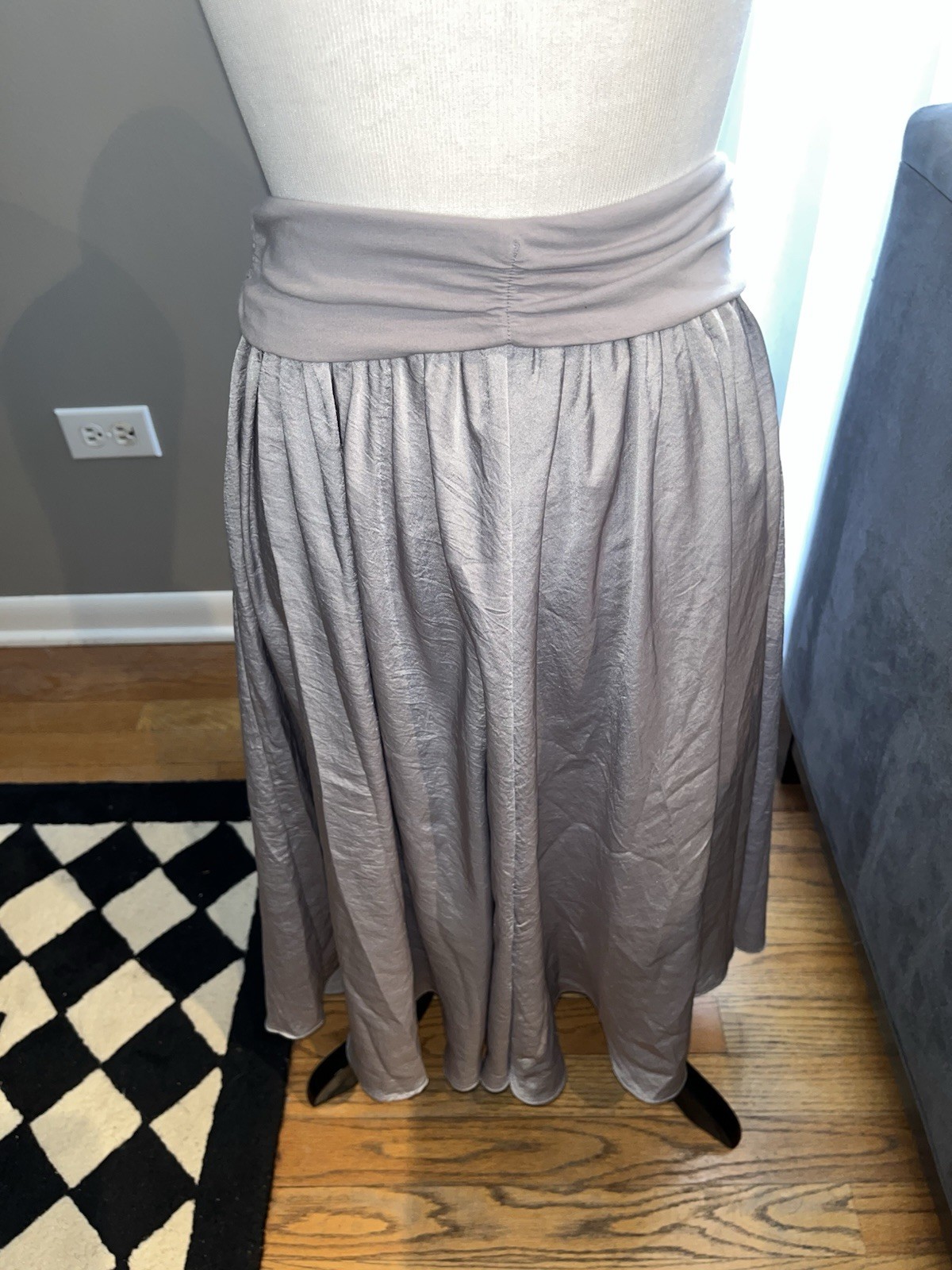 CAbi Fold over waist or pull it up to wear as dress. Beautiful Silver. Size S