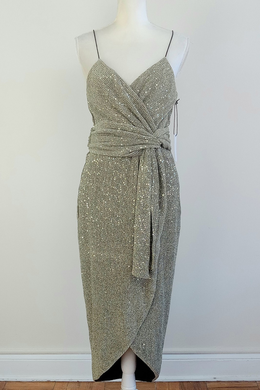 NWT Large SAYLOR Gold Ribbed & Sequins CYRIELLE Faux-Wrap TULIP Midi Event DRESS