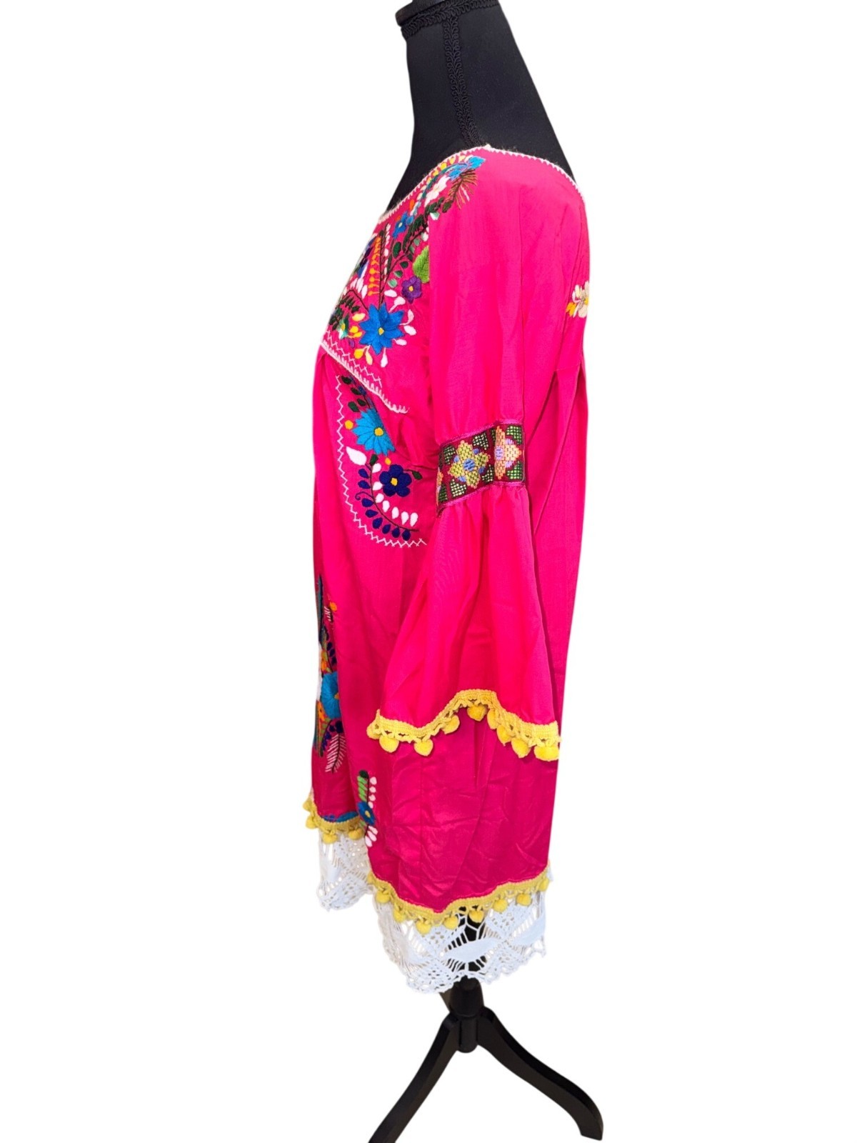 Handmade Fiesta Mexican Embroidered Floral Dress Crochet Hem Bell Slve Hot Pink
