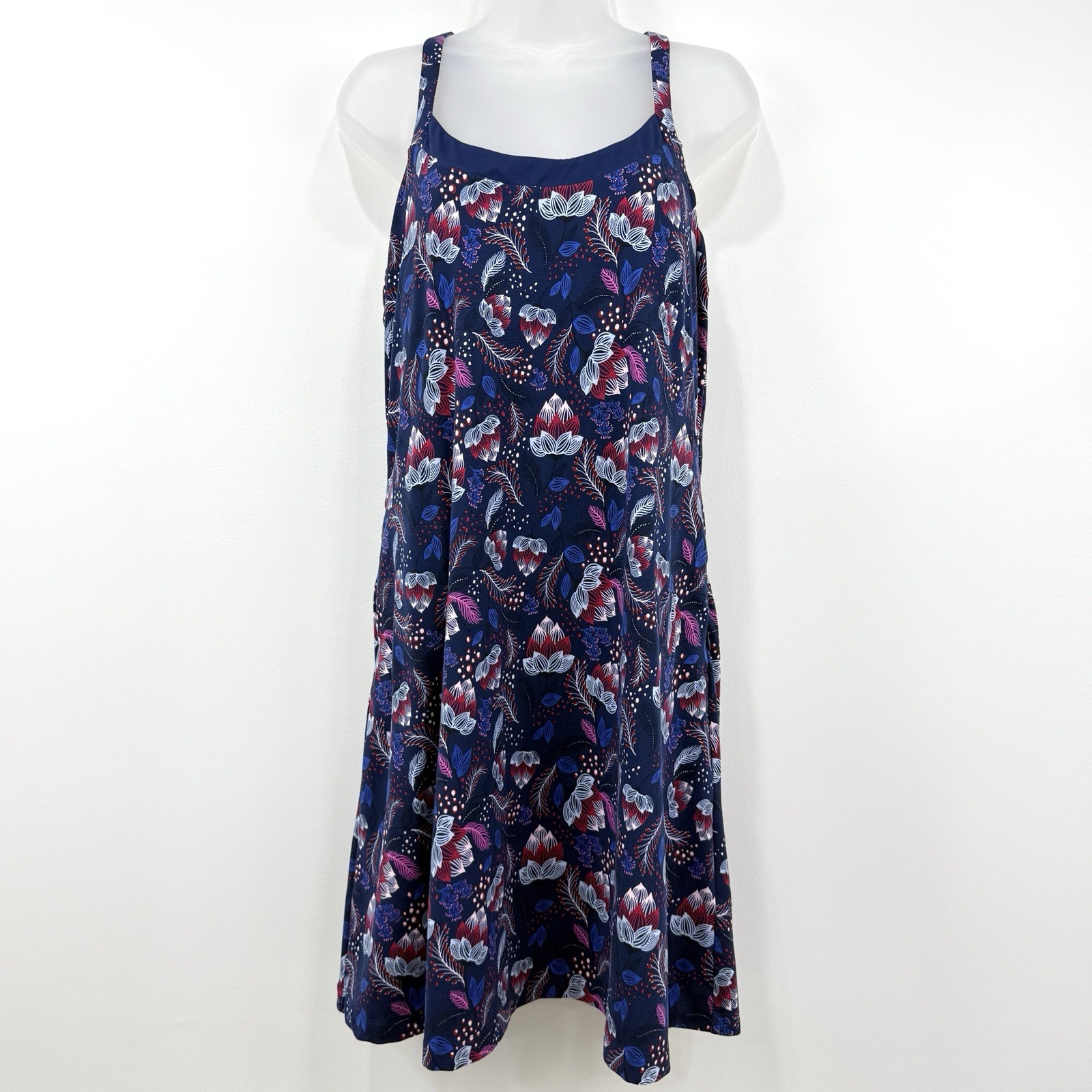 Title Nine Yes Dress Women’s L Floral Granola Girl Hiking Built In Bra Outdoors