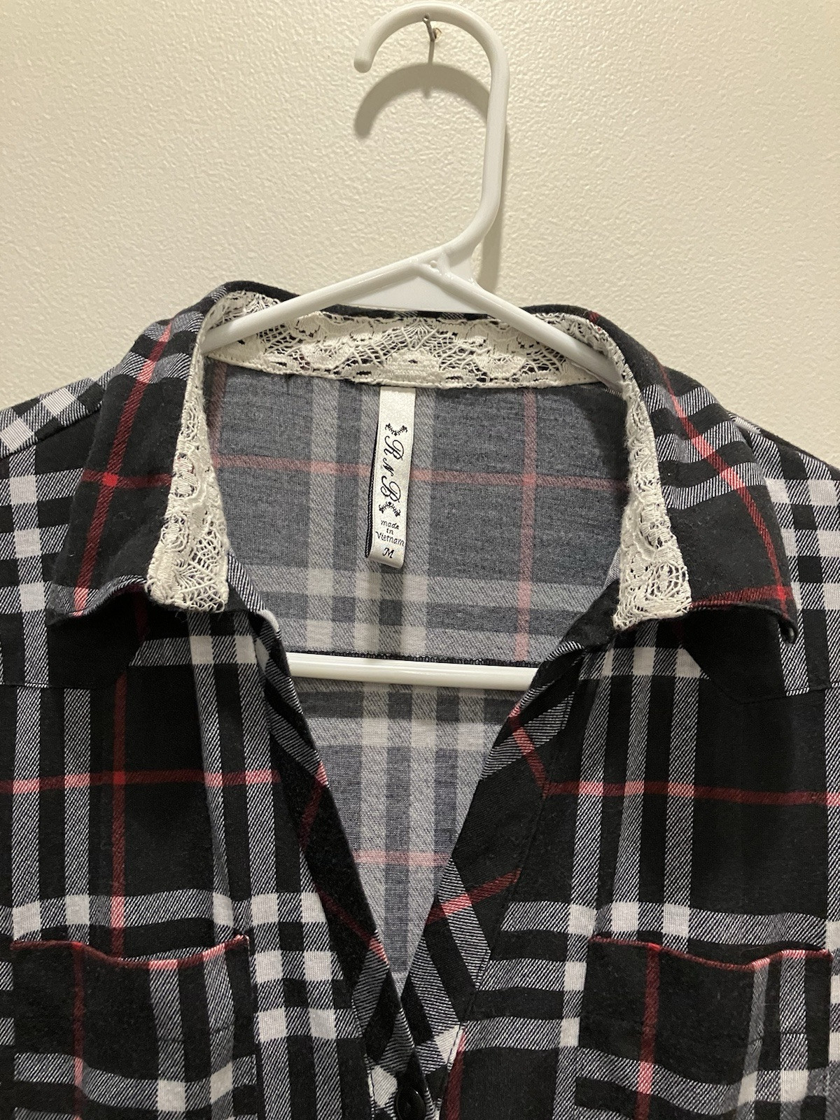 R N B Size Medium Ladies Black White Red Plaid Roll Tab Sleeve Dress