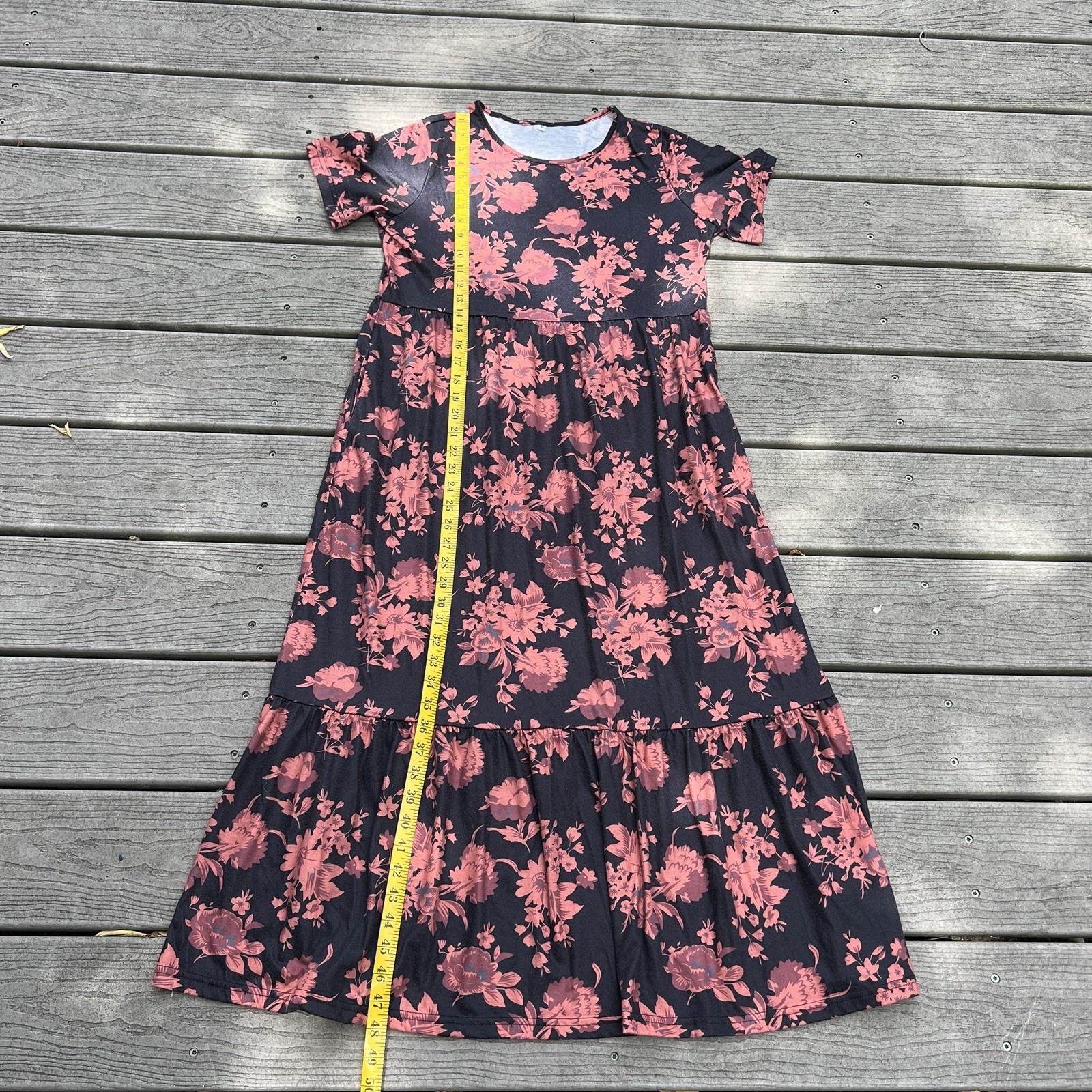 Amazon: Floral Black and Rust Short Sleeve Maxi Dress. Size Medium.
