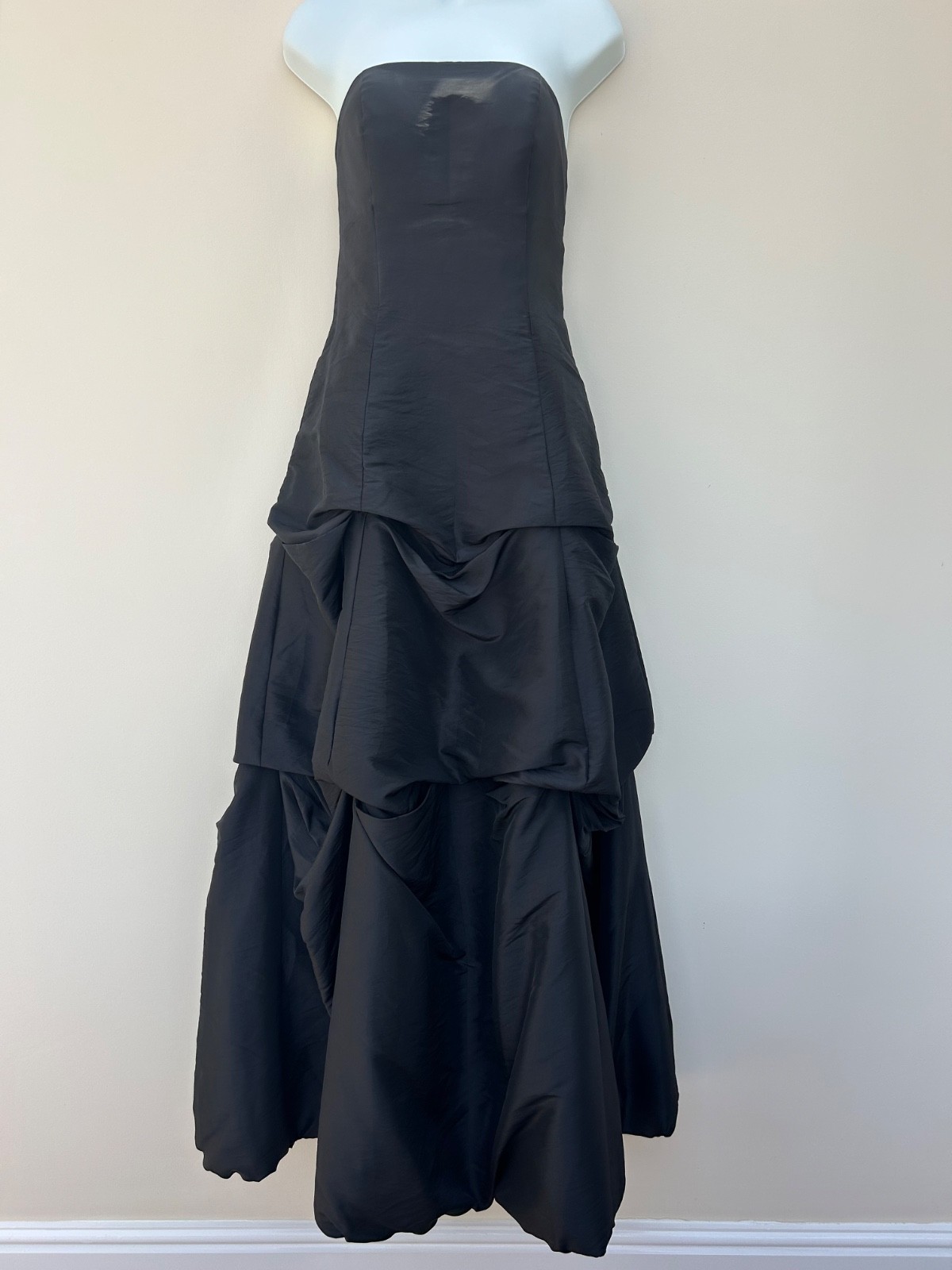 STUNNING LONG BLACK STRAPLESS EVENING DRESS – LIGHT IN THE BOX – SIZE 8