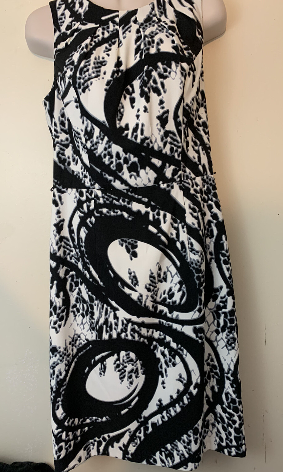 Dressbarn Sleeveless Black White Gray Dress Size 8