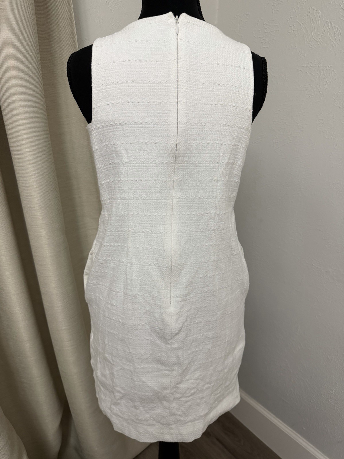 Loft Mini White Tweed Sleeveless Dress Size 00P with Pockets Summer dress
