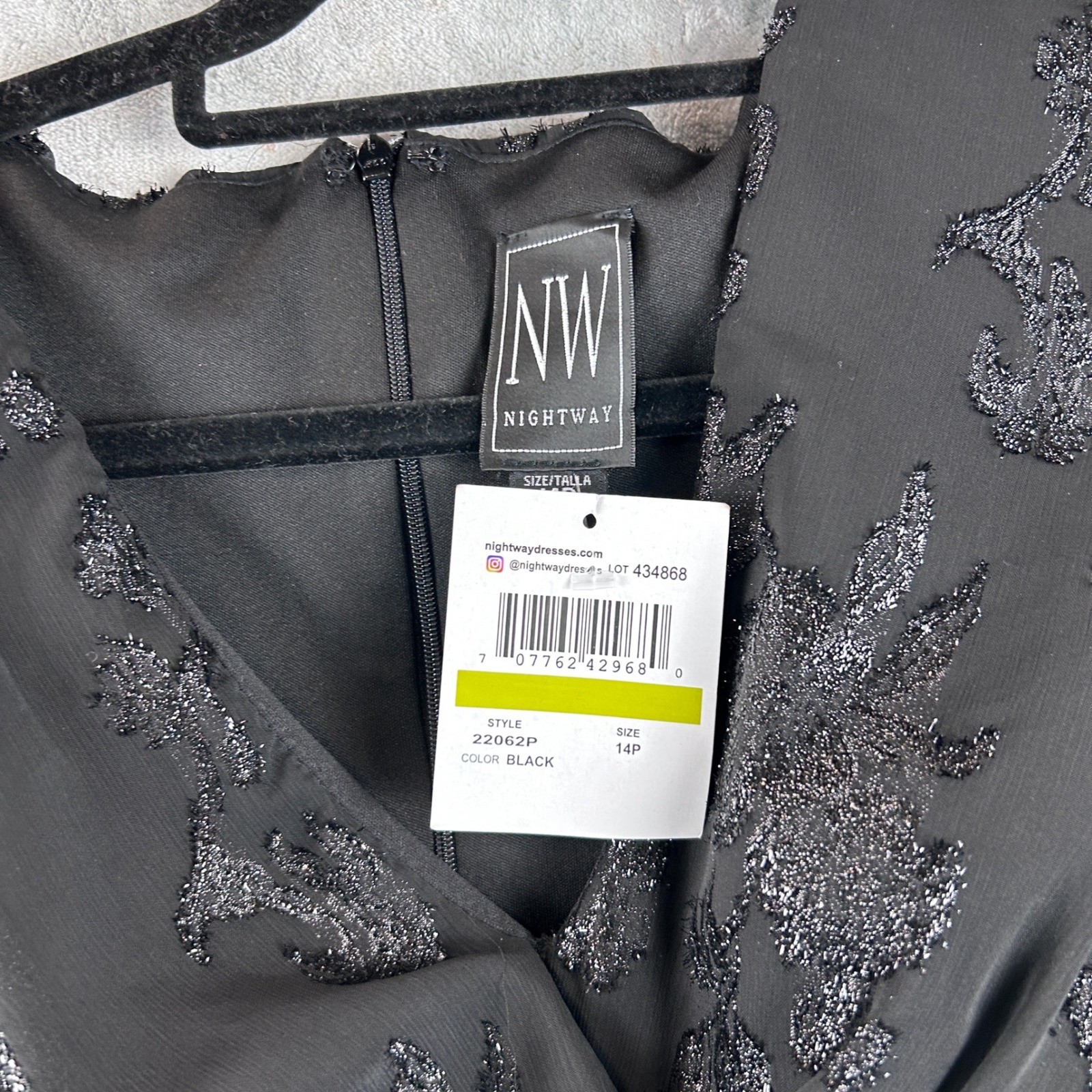 Nightway Dress Black Metallic Floral Bishop Sleeve Gown Rhinestone Buckle 14P