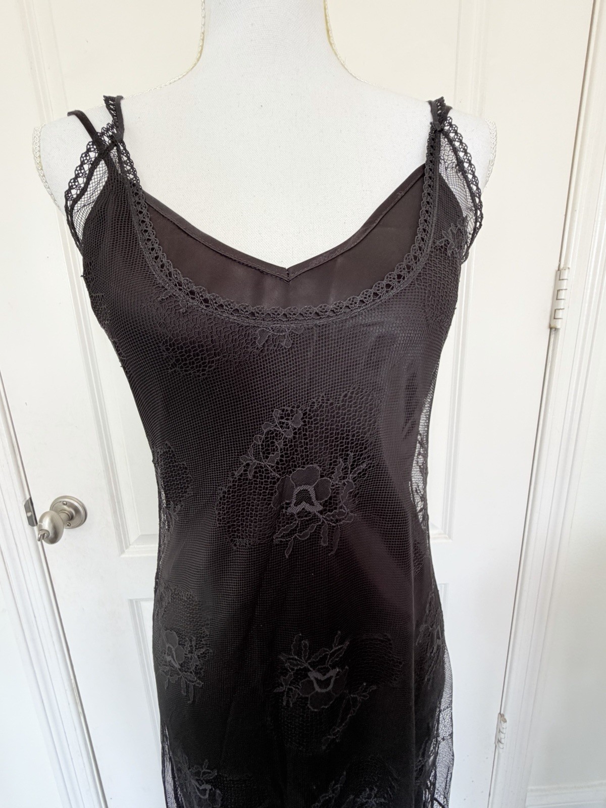 Vintage Max Studio 90s Whimsigoth Black Mesh Maxi Dress – Size M – MSSP
