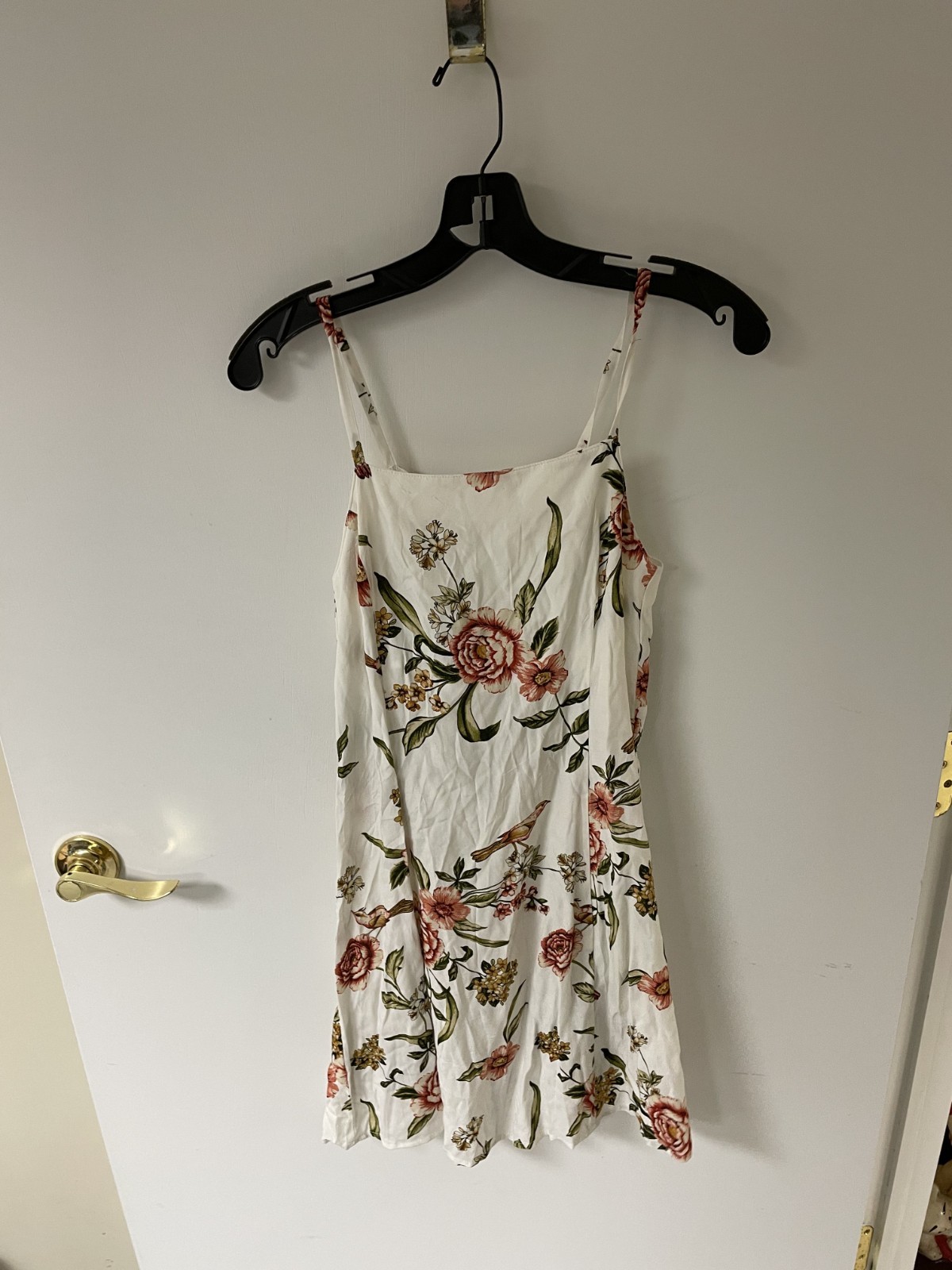 NWT Ladies MNG White/Floral Spaghetti Strap Above Knee Mini Dress – Size 4