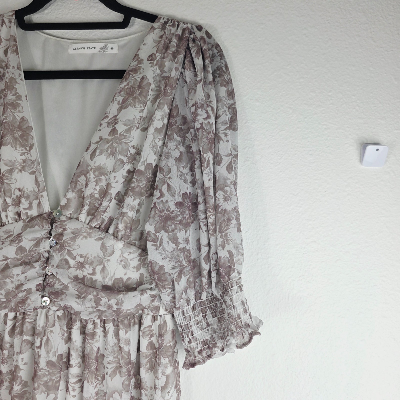Altar’d State Prairie Floral Cuffed Puff Sleeve Maxi Dress Medium Tiered Cottage