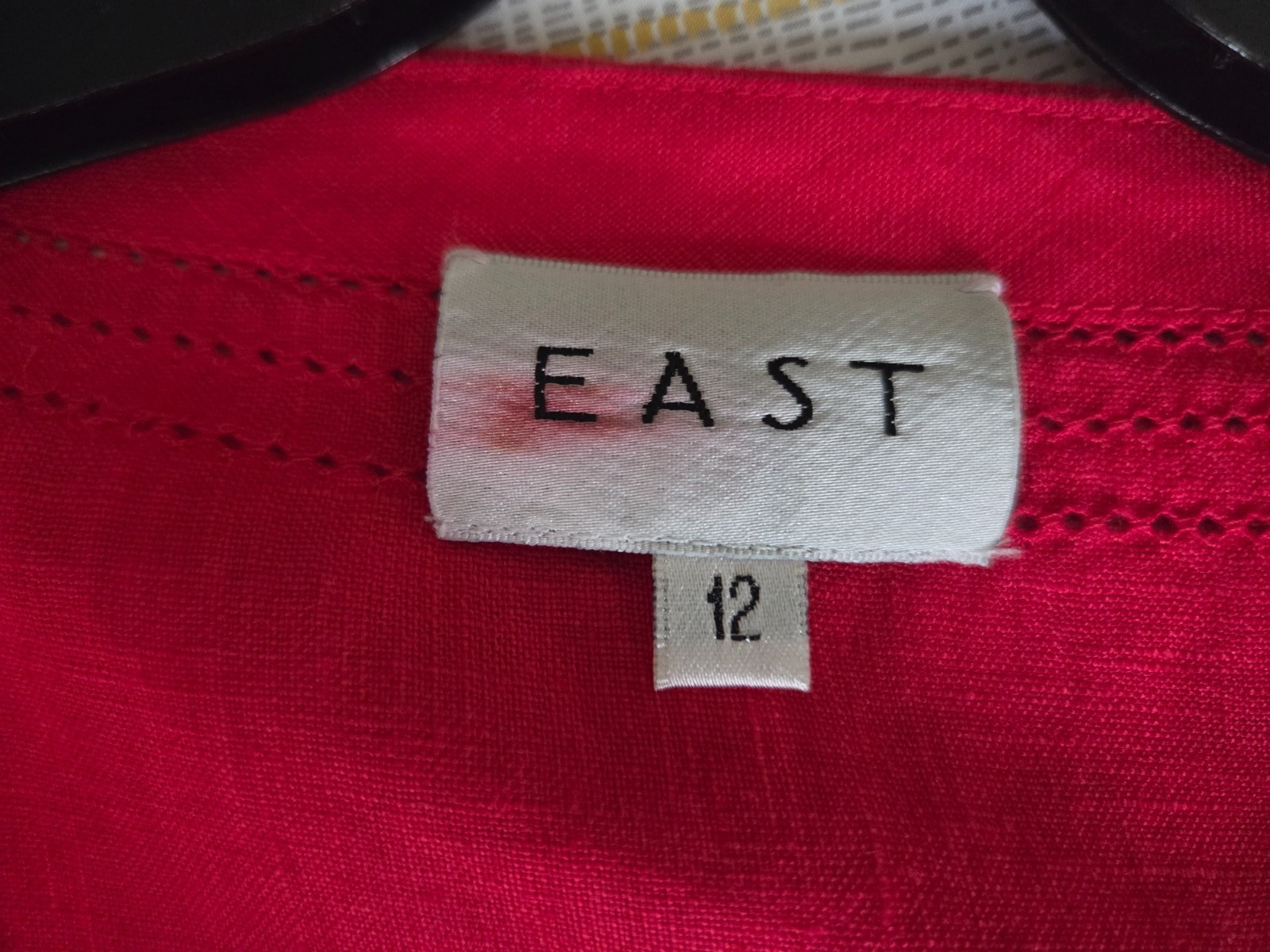 East red linen button front v neck mid length tunic/top size 12 worn once