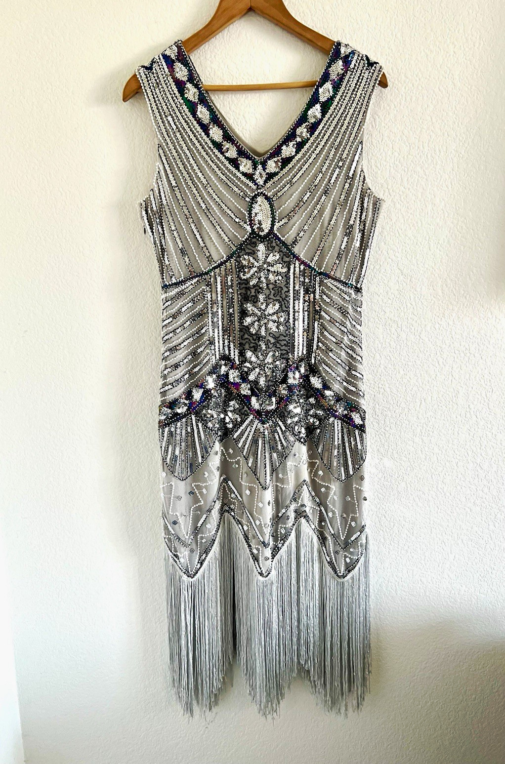 Womens Silver Geometric Sequin Beaded Fringe Mesh V-Neck Shift Dress Size L