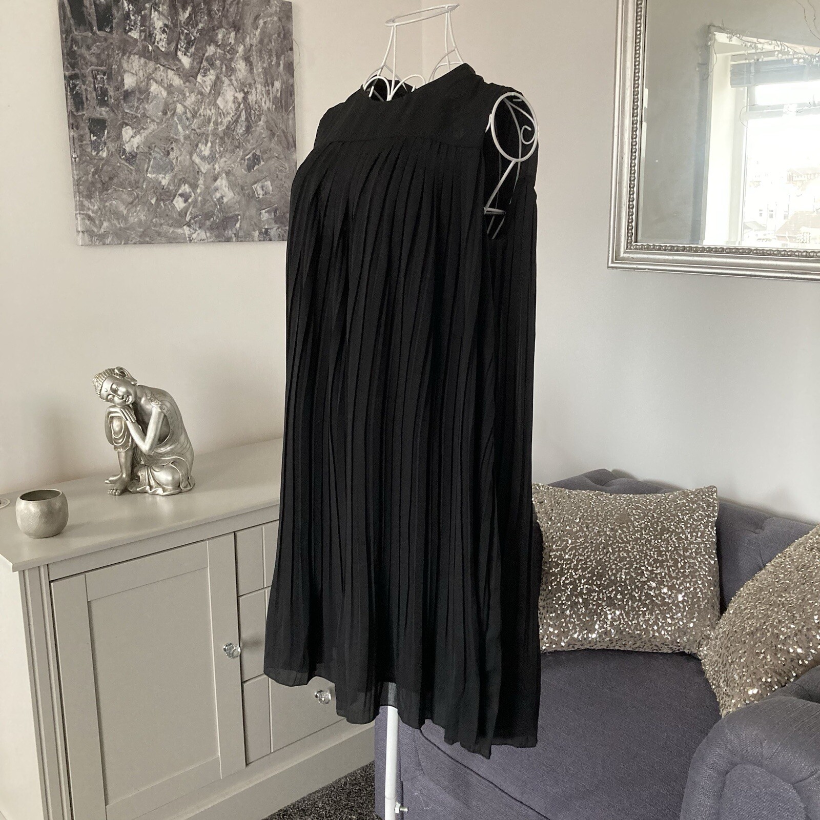 Black Chiffon Round Neck Sleeveless Button Fastening Pleated Swing Mini Dress 8
