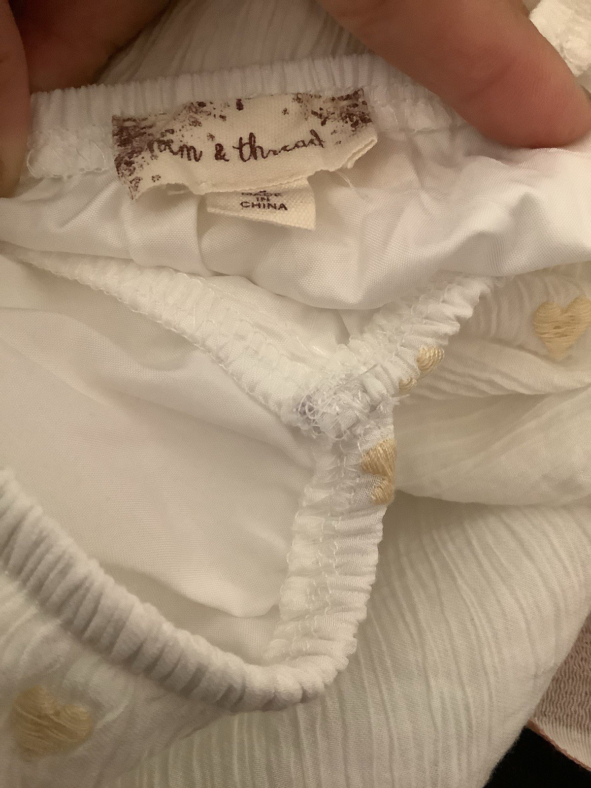 Hem & Thread White On/Off Shoulder Embroidered Hearts Puff Sleeve Ruffle Hem S