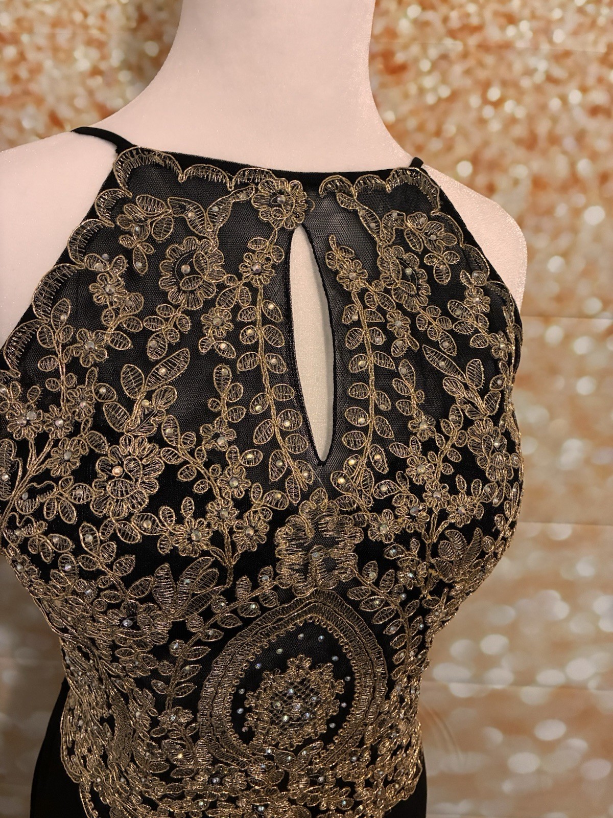👗Elegant Black And Gold Dress Perfect For Any Occasion