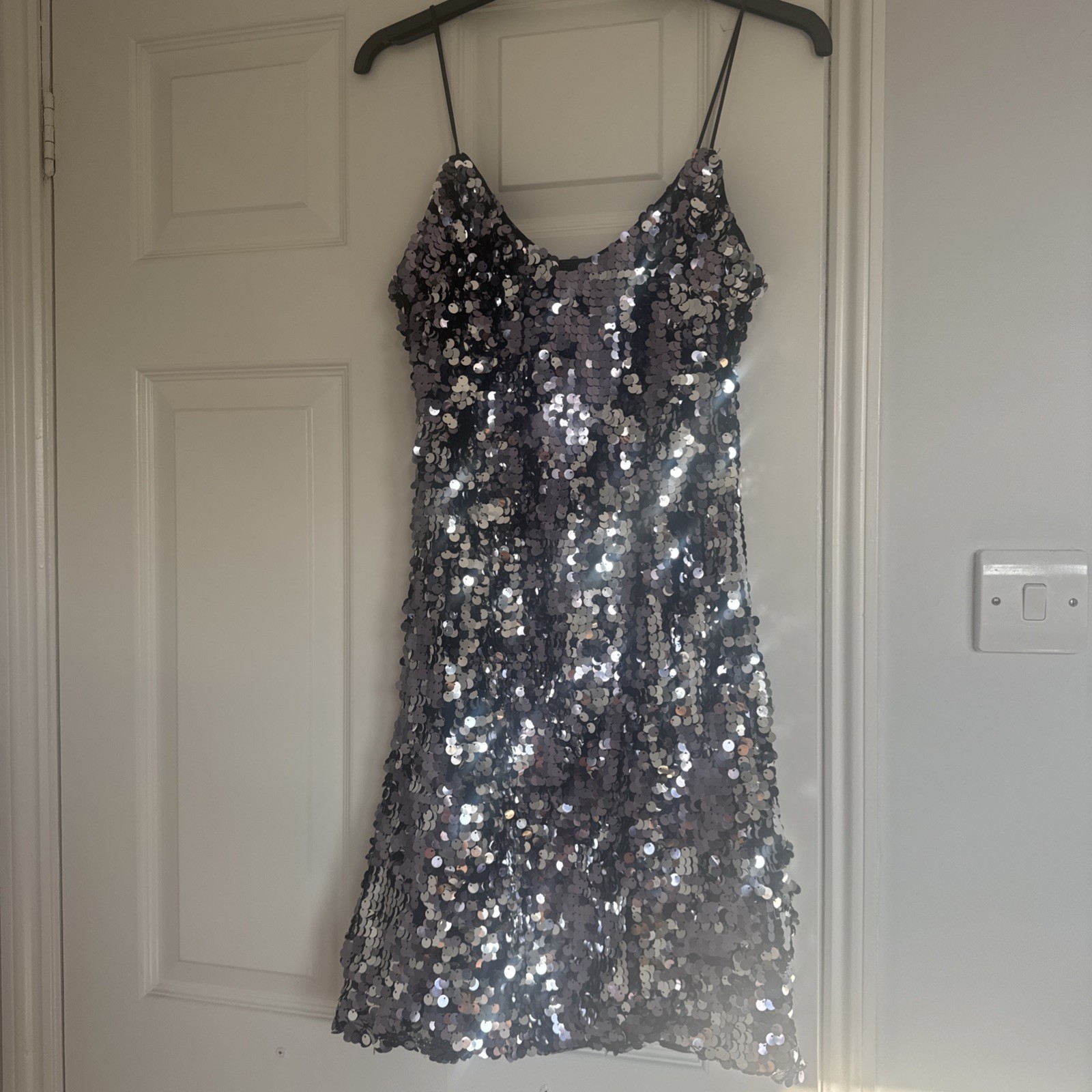 Women’s Dorothy Perkins Sequin Glitter Silver & Black Strappy Party Dress. UK 8