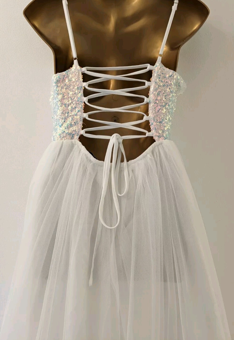 FAERIESTY womens white sequin embellished lace back ballgown dress size 12 prom
