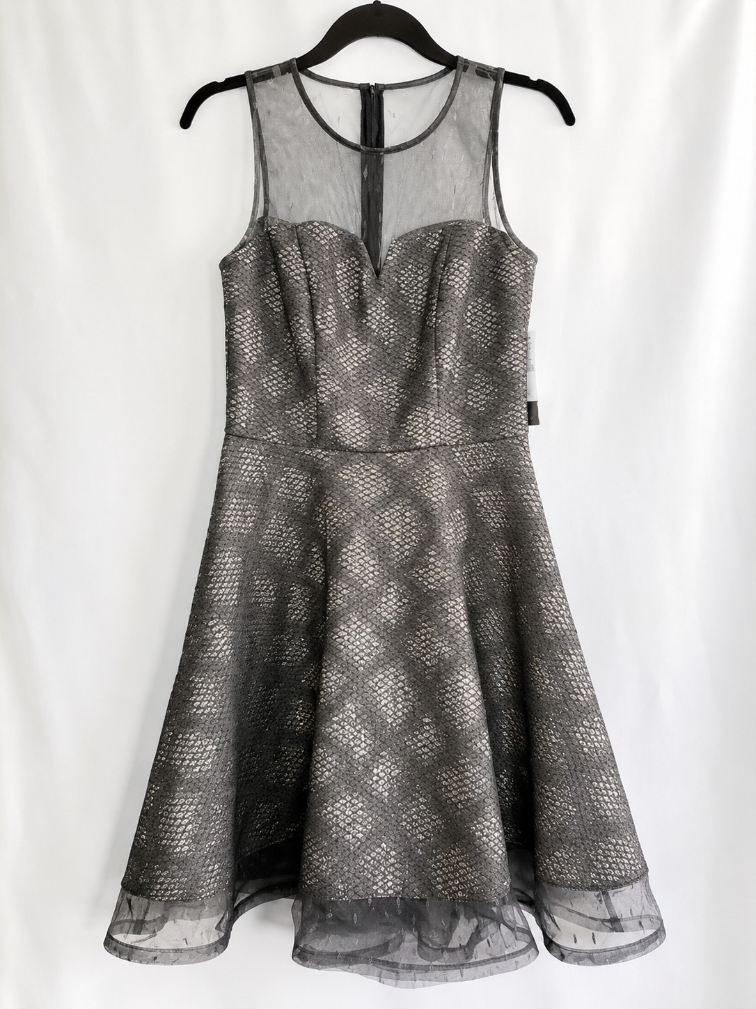 NWT T1 Semi/Formal Grey dress with silver iridescent Junior Sz 1 Women’s Sz 0