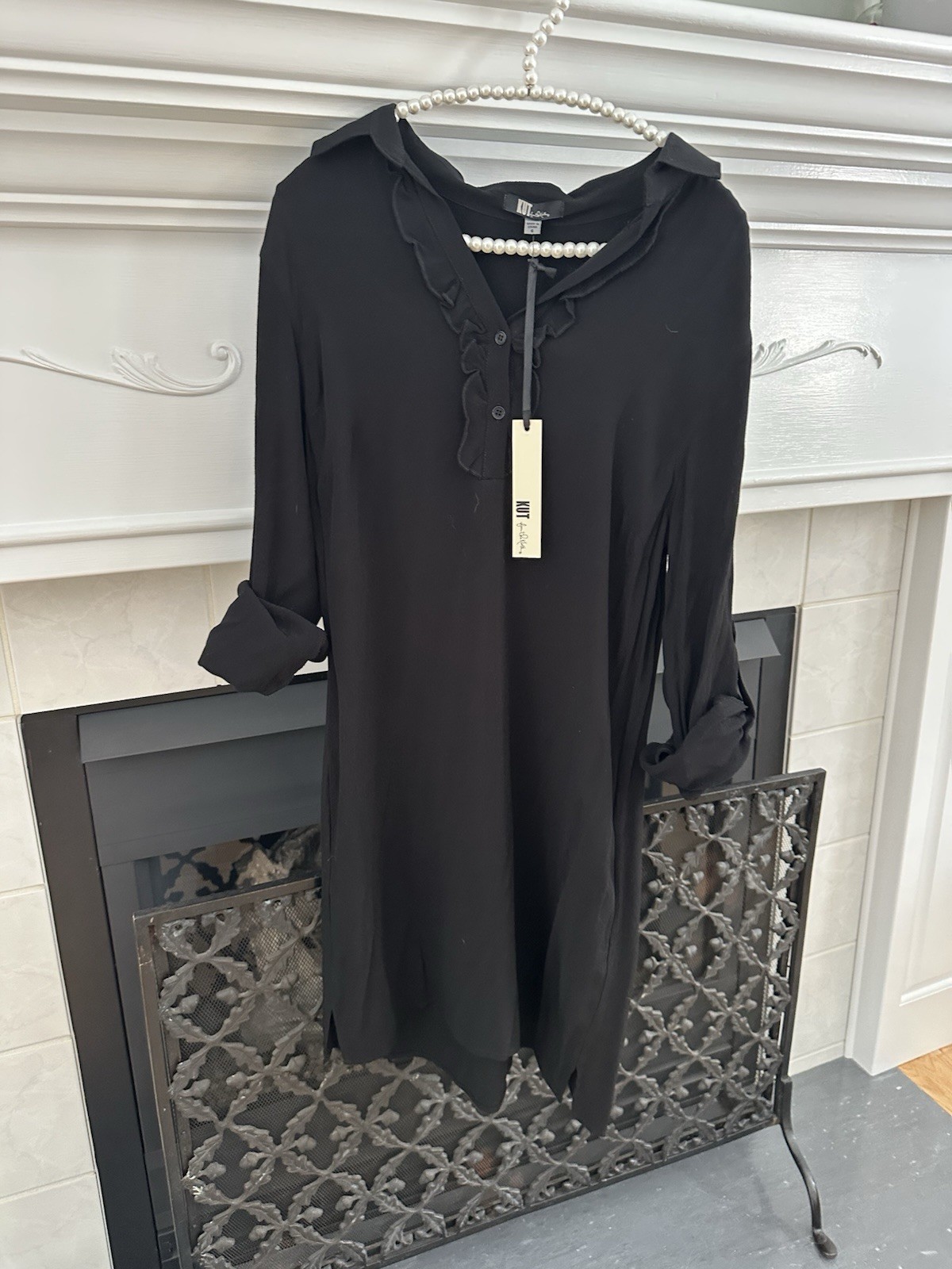 NWT KUT FROM THE KLOTH Sutton black DRESS button tab sleeves sz 6