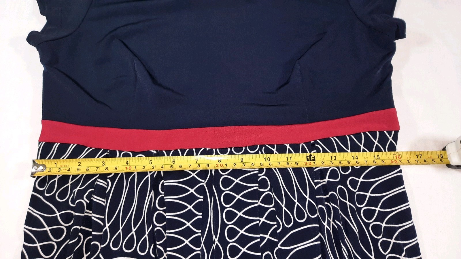 NWT En Focus Studio Dress Womens 12 Geometric Black Red White