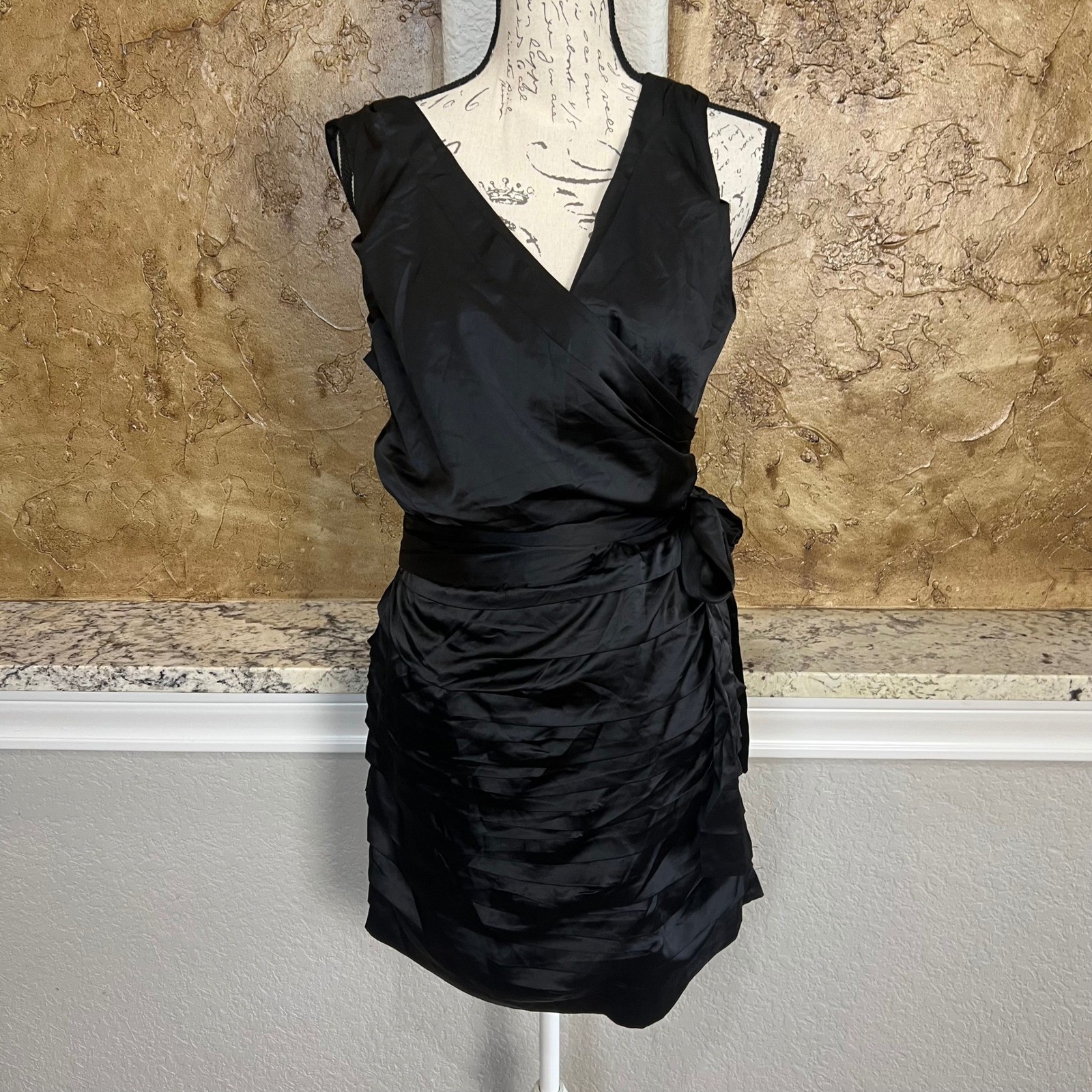 NWD Express Ruched Mini Dress Sz 10 Black Satin Faux Wrap V-Neck Party Cocktail