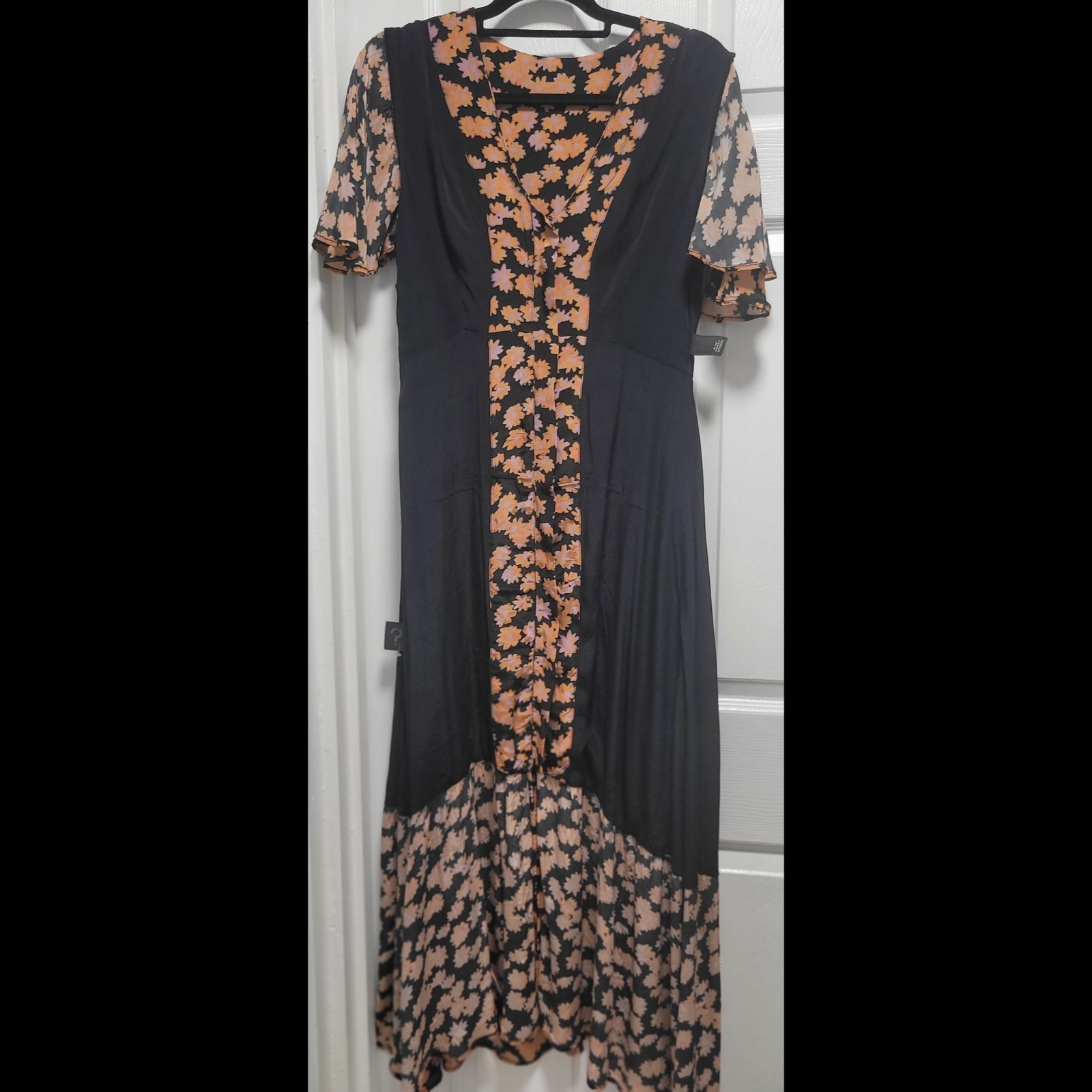 VEDA Floral Button-Front Maxi Dress – Size M – Boho Cottagecore