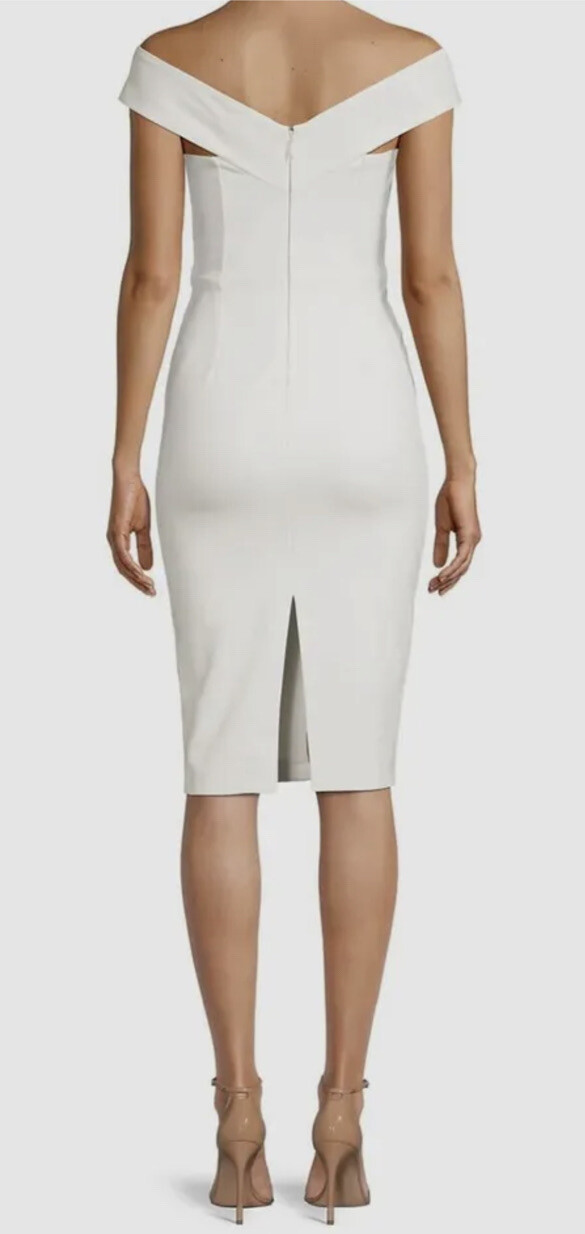 Lavish Alice Keyhole Ponte Halter Dress Women’s Size 4 Off White $170 Old Money