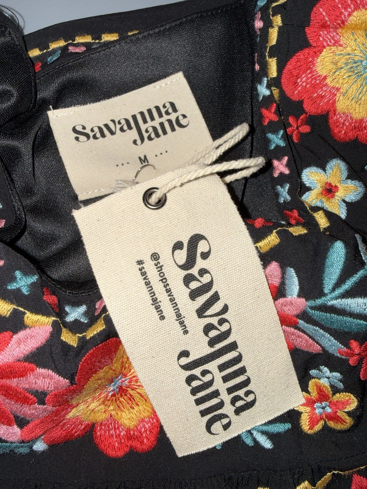 Savanna Jane Pullover Sleeveless Mini Dress Women’s Sz Medium Embroidered