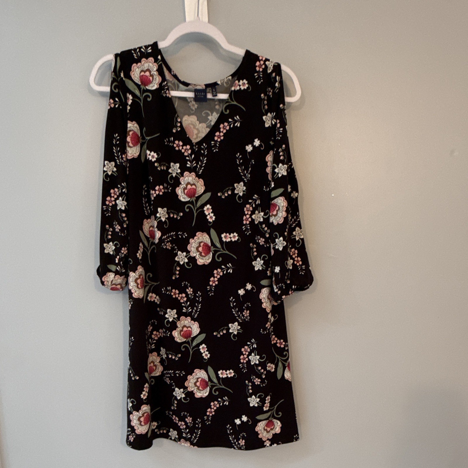 Kaari Blue Women’s Shift Dress S V-Neck 3/4 Sleeve Floral Black Short