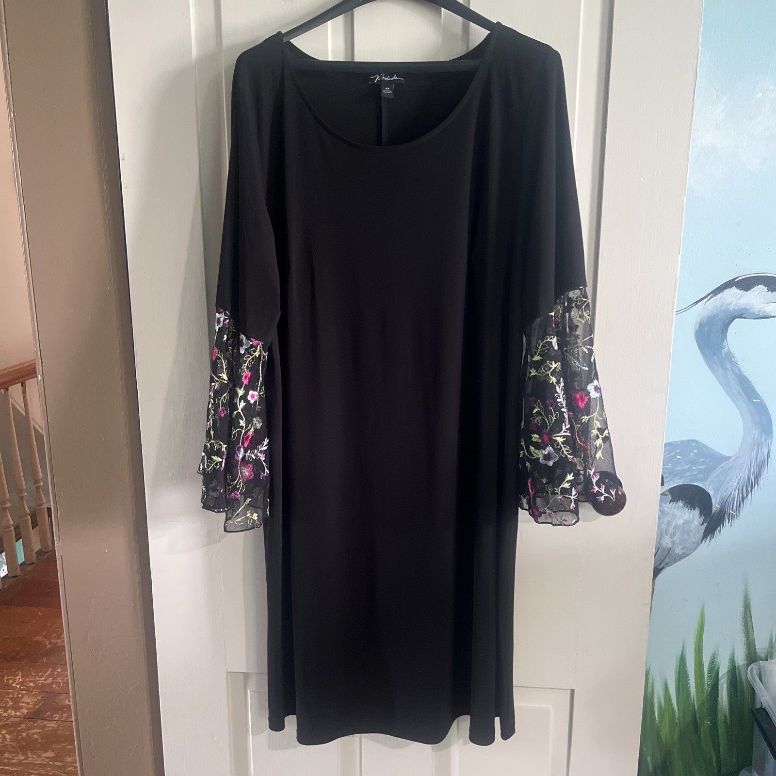 PRELUDE Macys black dress 2XL Bell Embroidered Sleeve 60’s CK Badgley Mischka