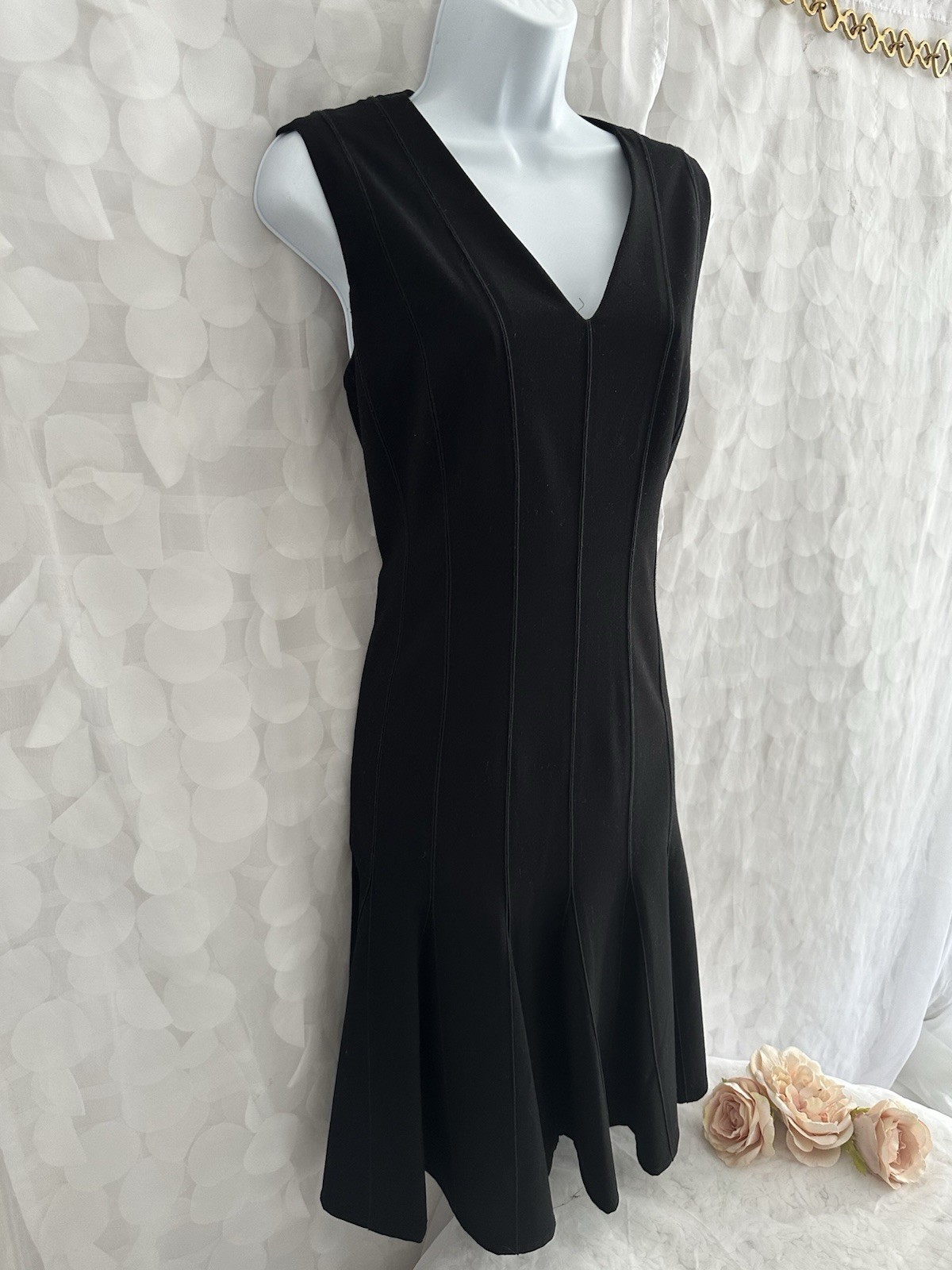 Ellen Tracy 14 Black Sleeveless Fit Flare Dress Princess Seam Classic Career