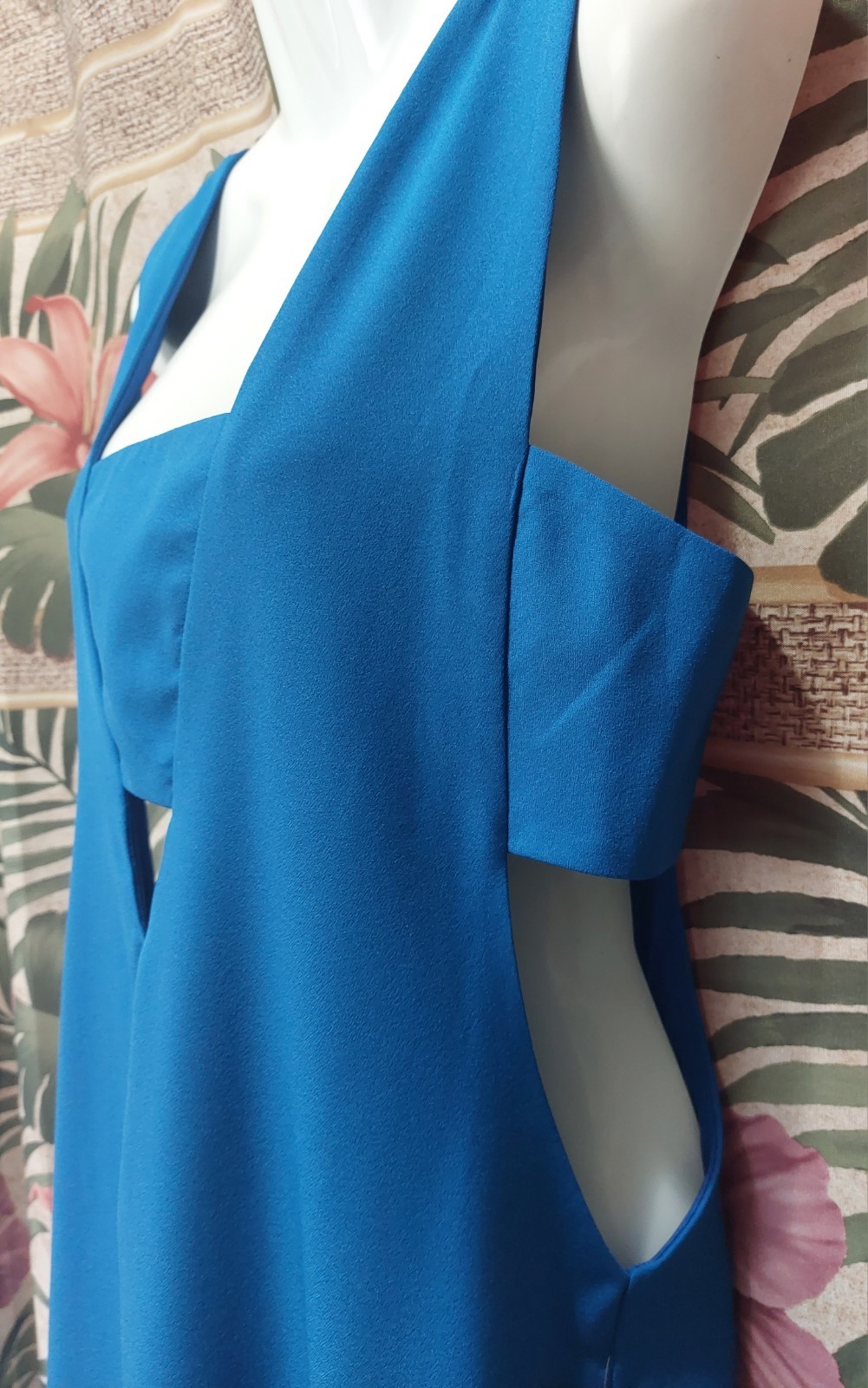 TOBI Marshall Lined Shift Mini Dress With Cut Out Details Blue Size M