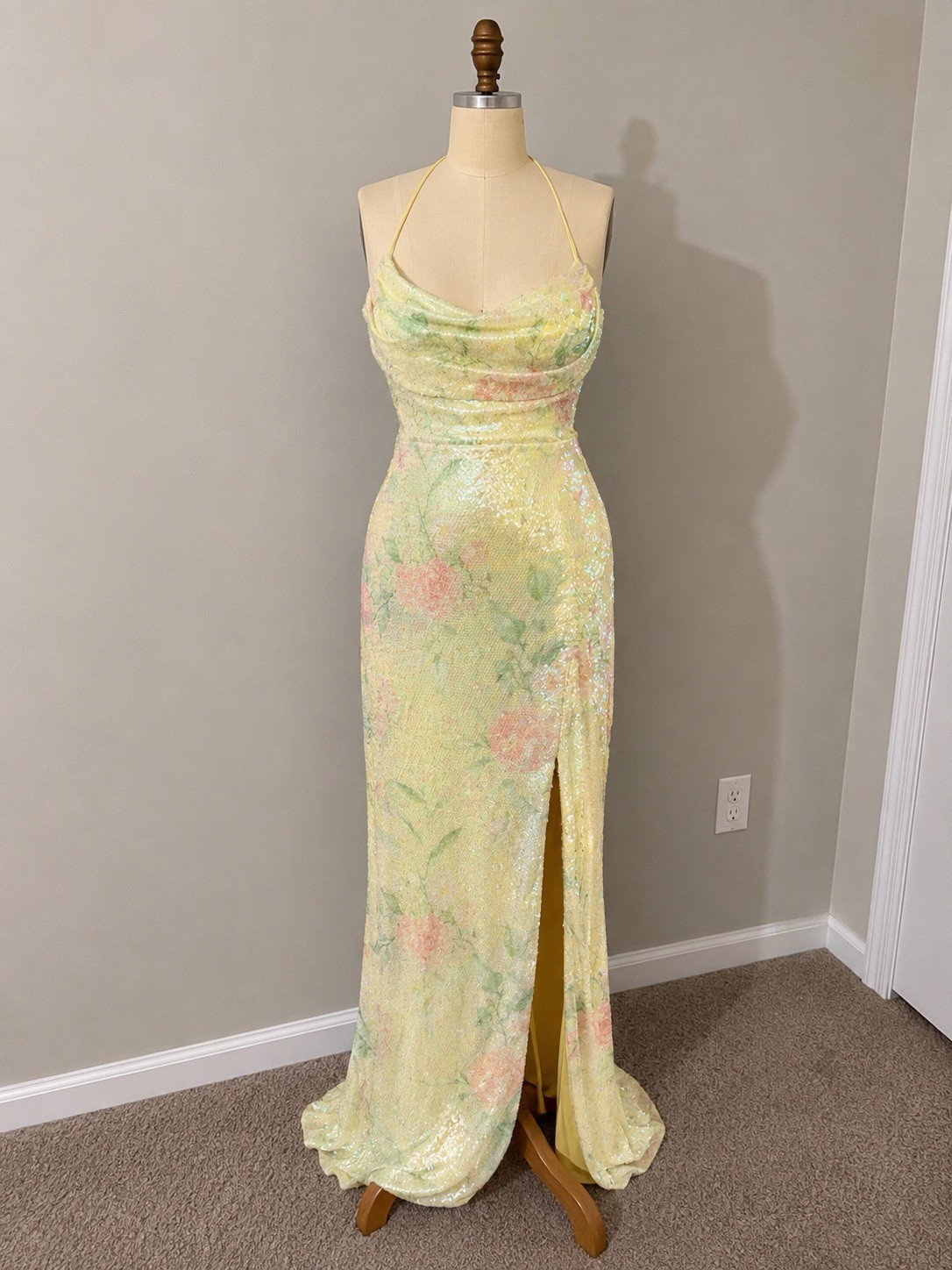 Windsor Brinley Bow Back Floral Sequin Column Gown S Yellow Formal Dress -NEW-