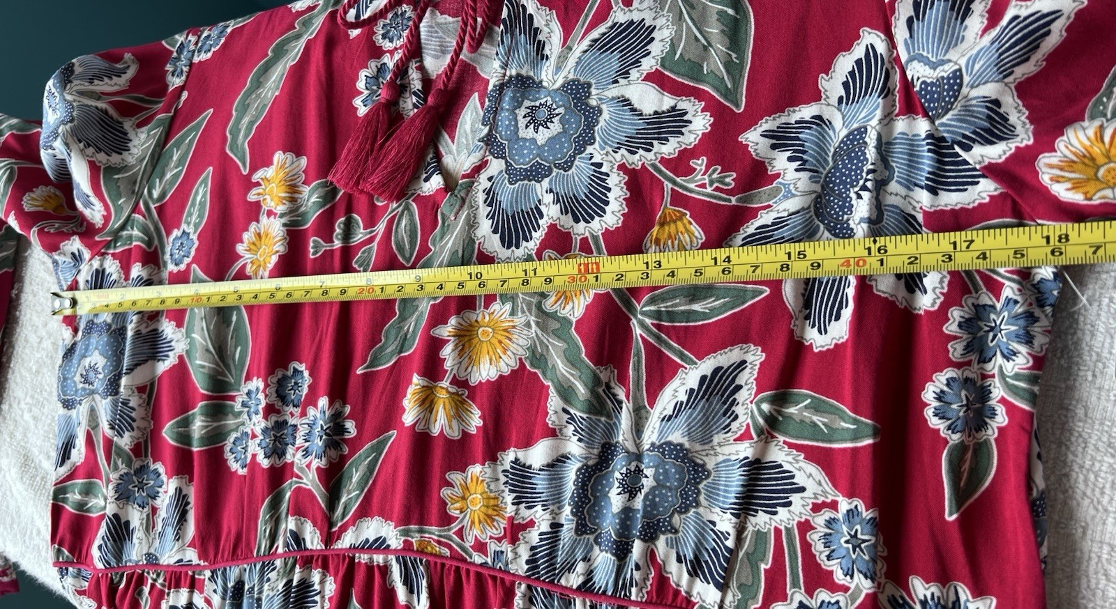 NWT Old Navy Womens Red Floral Long Sleeve Boho Tassel Tie Rayon Flowy Dress S