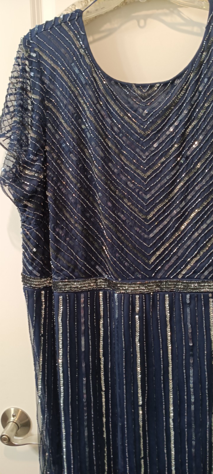 Womans Sequin and Beaded Dress Size 24 New with Tags