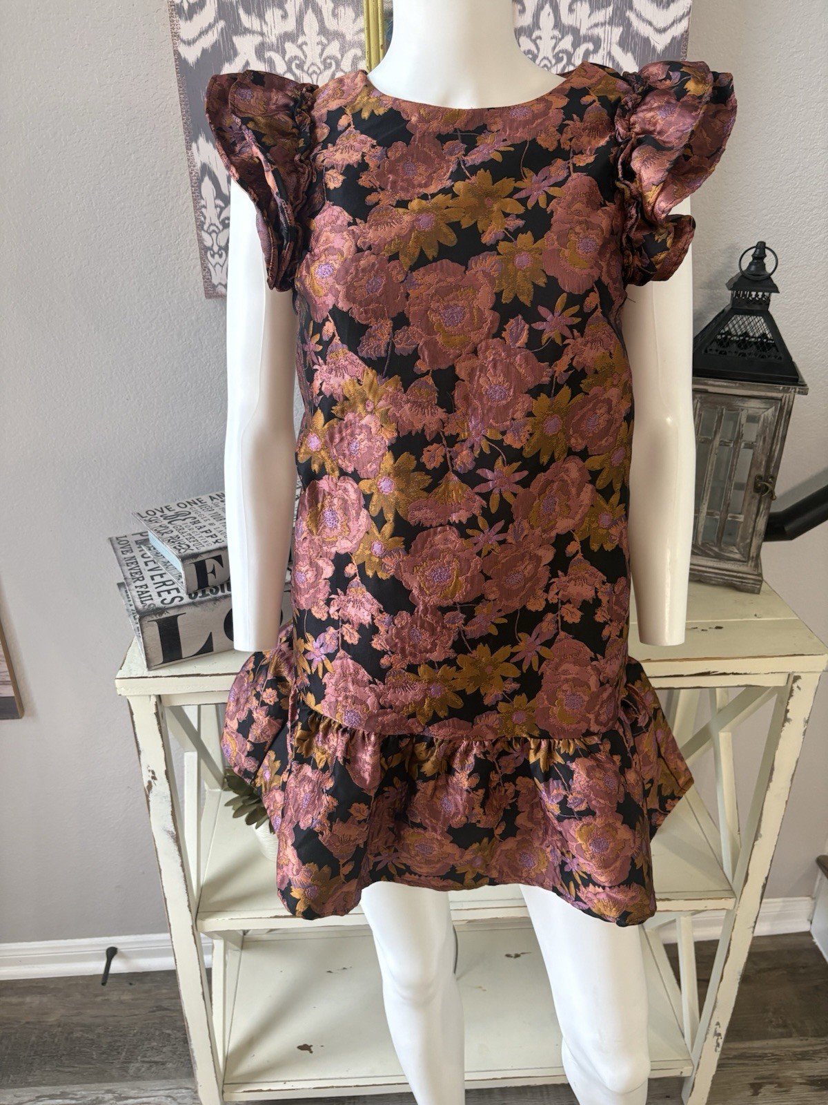 Royal Cypress Floral Ruffle Sleeve Lined Mini Dress Black Pink Gold Size S