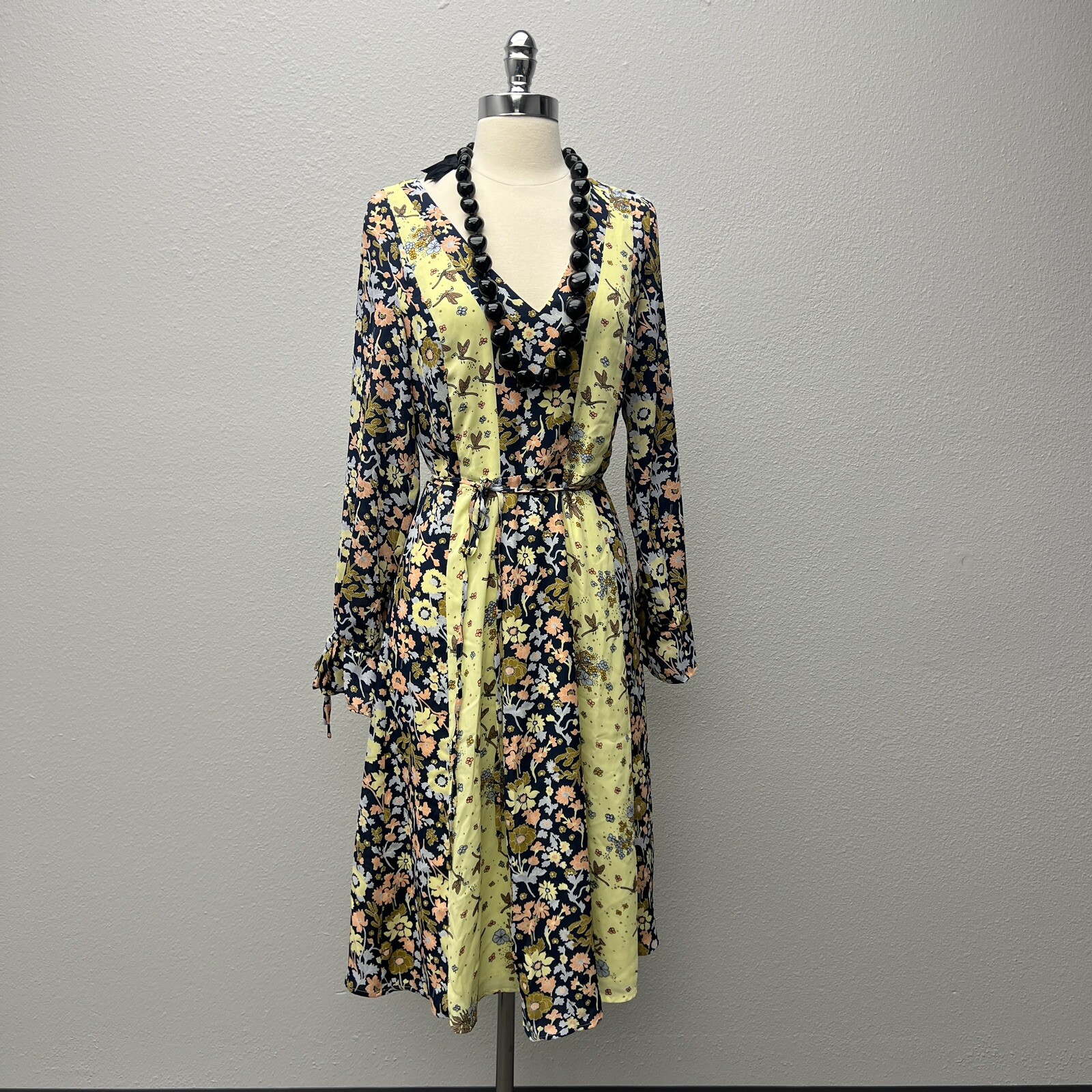 NWT ModCloth Women’s Unique Persona Midi Dress – Multi – Size 6