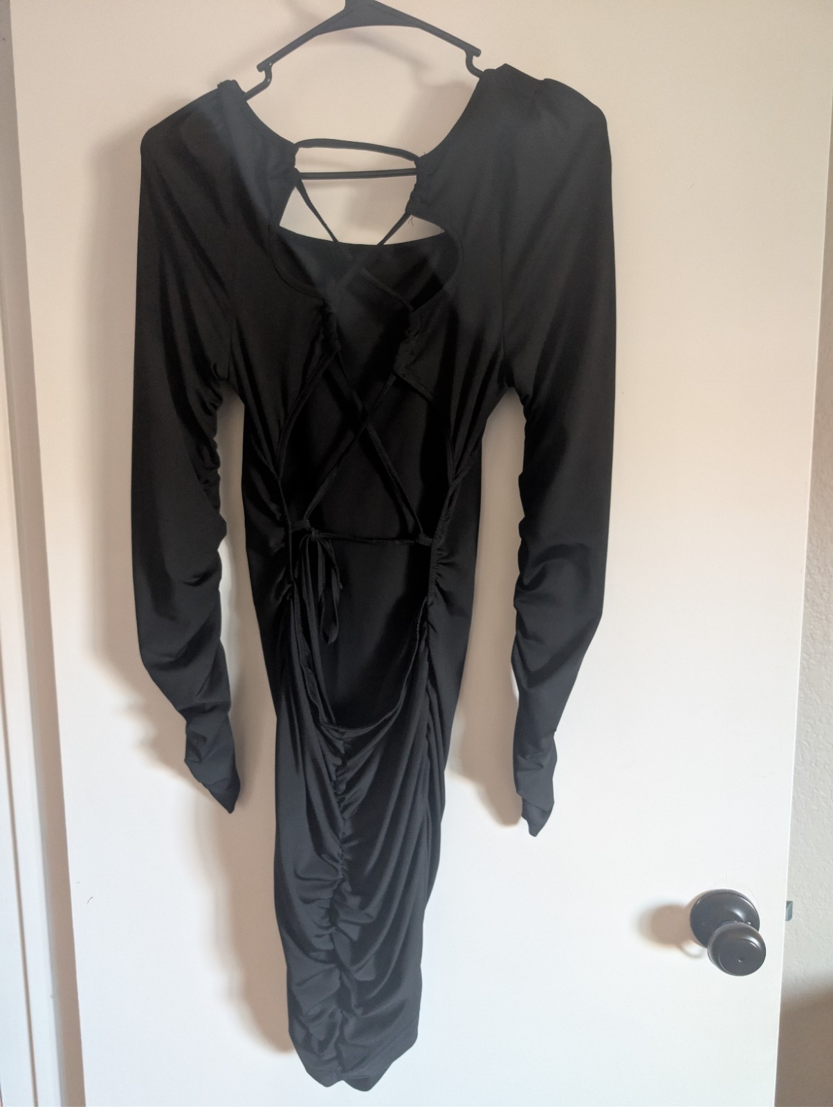 Black Ruched Bodycon Midi Dress V-Neck Long Sleeve Solid Regular Size L