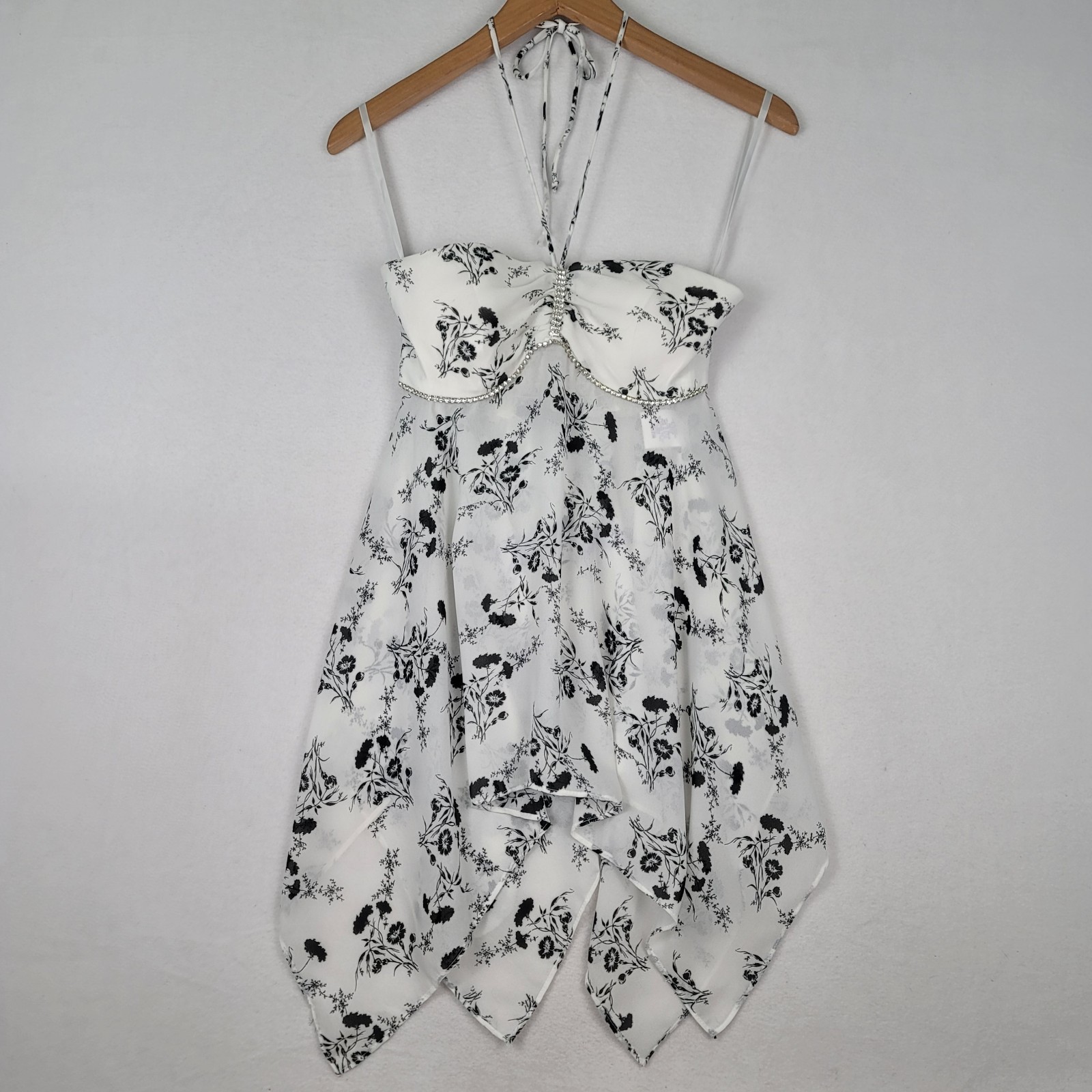 ECI GIRL NEW YORK VINTAGE HALTER MINI DRESS MEDIUM WHITE BLACK FLORAL RHINESTON