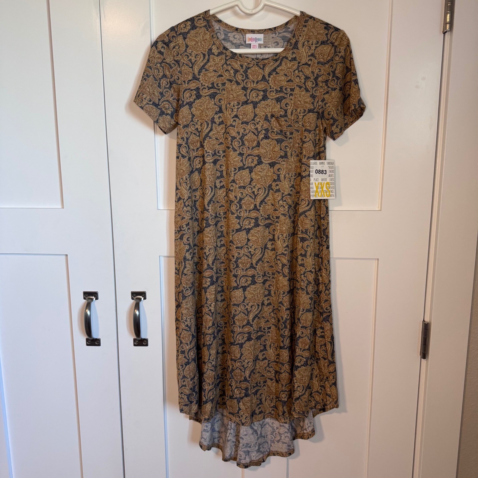 NWT LuLaRoe Carly Swing Dress with Chest Pocket Hi Low Hem Women’s Size XXS New