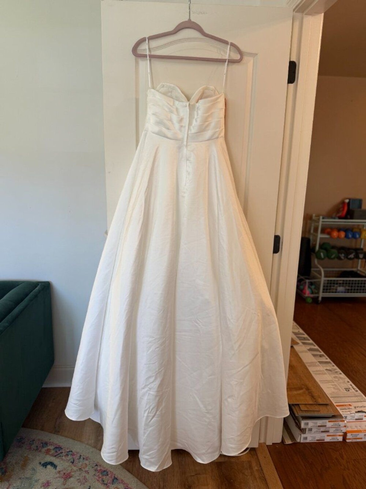 Lulus Khalida White Satin Pleated Strapless Gown Size Medium
