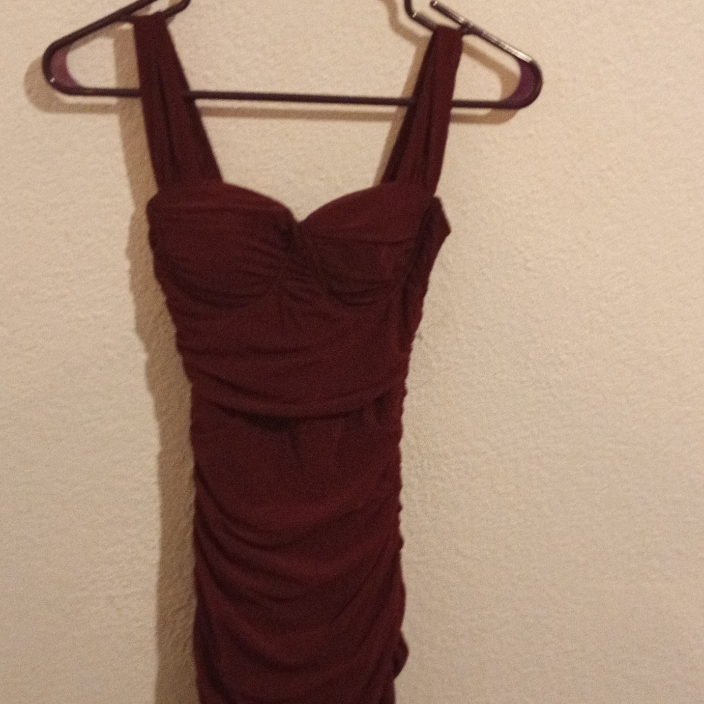 Windsor Burgundy Bodycon Sweetheart Ruched Strappy Midi Dress Womens XS