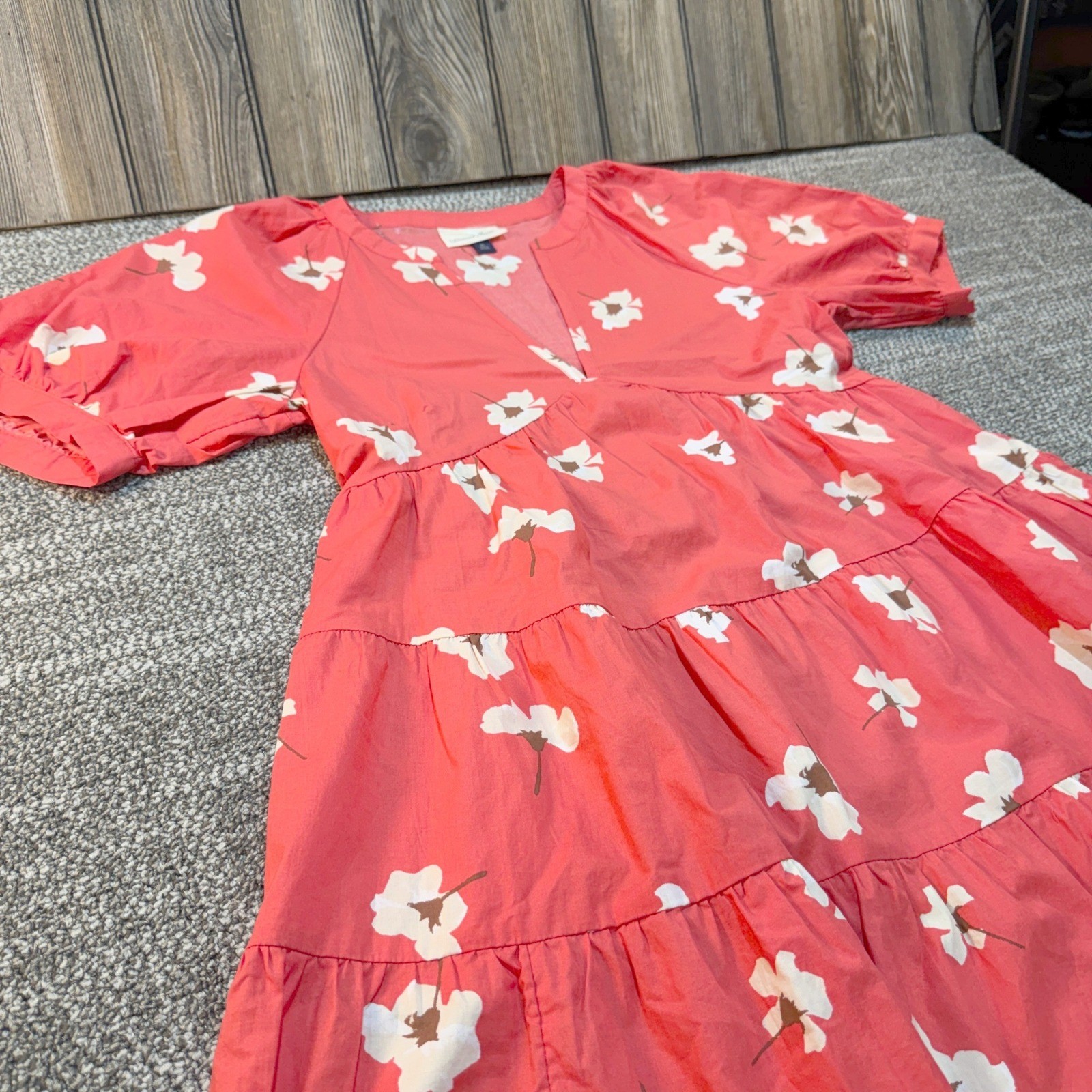 Universal Thread Womens Coral Pink Floral Tiered Mini Babydoll Dress V-Neck XS