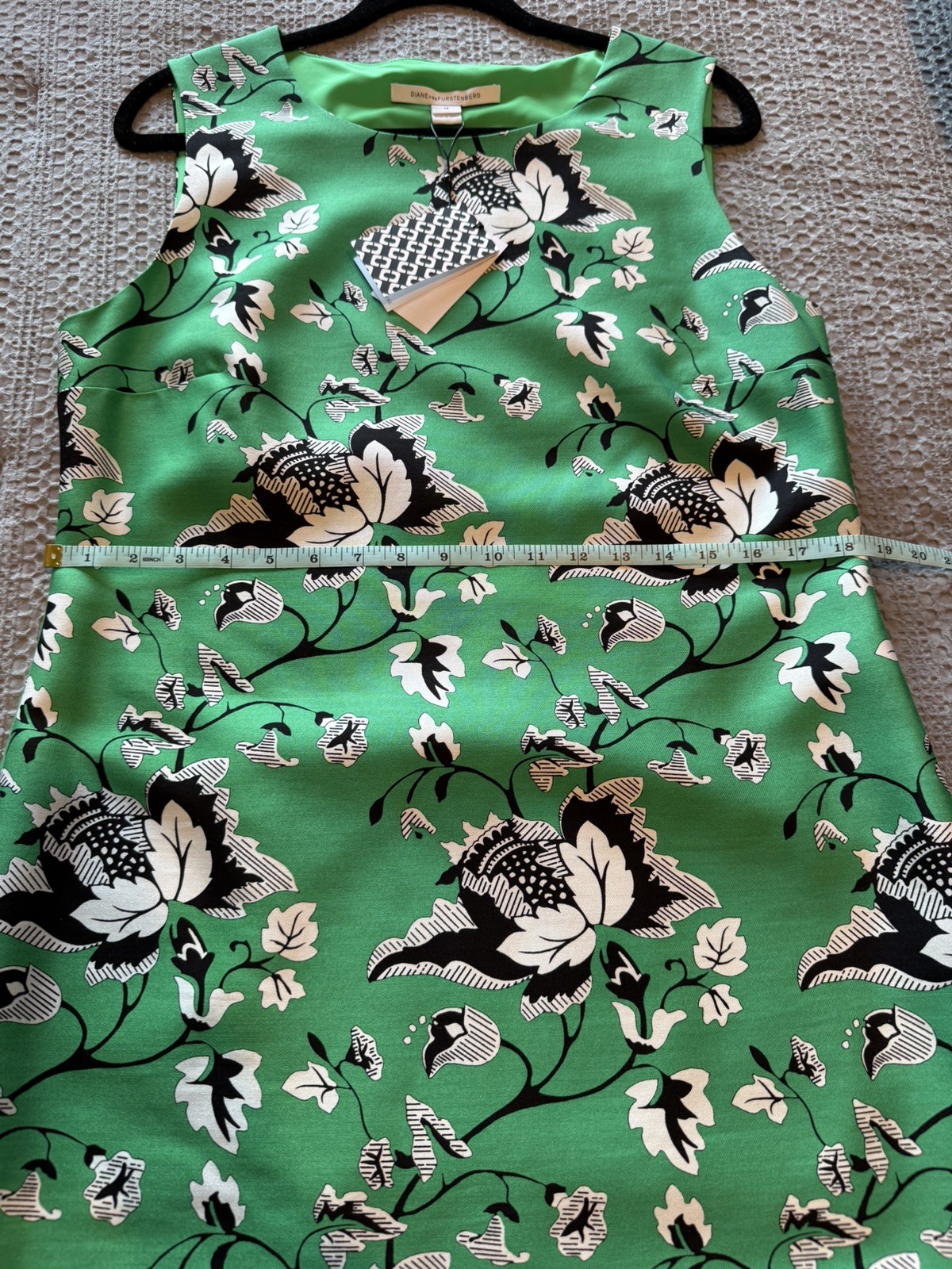 Diane Von Furstenberg DVF Sofia Dress ~ Sz 14~ Green Floral Silk Wool Print