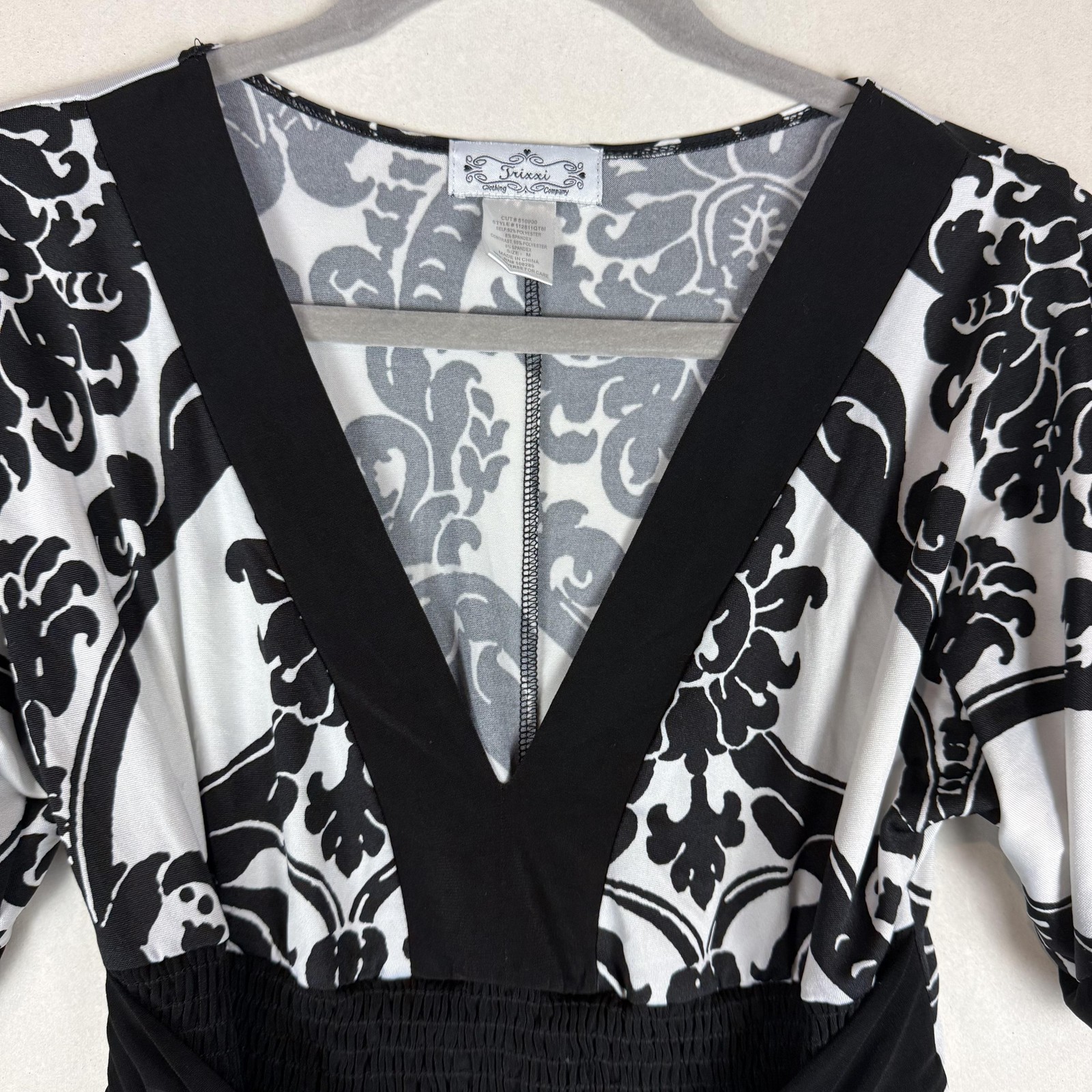 Trixxi Dress Juniors Medium Black White Floral V Neck Belted Kimono Sleeve Short