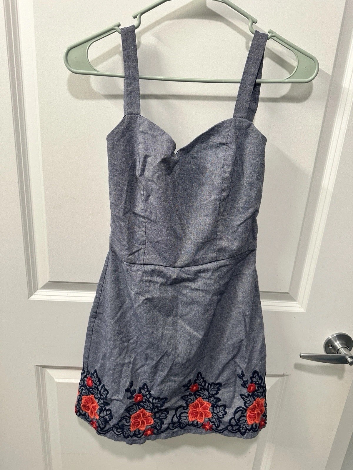 mi ami Blue Denim Cotton Sundress Size S Sweetheart Floral Embroidered Y2K Smock